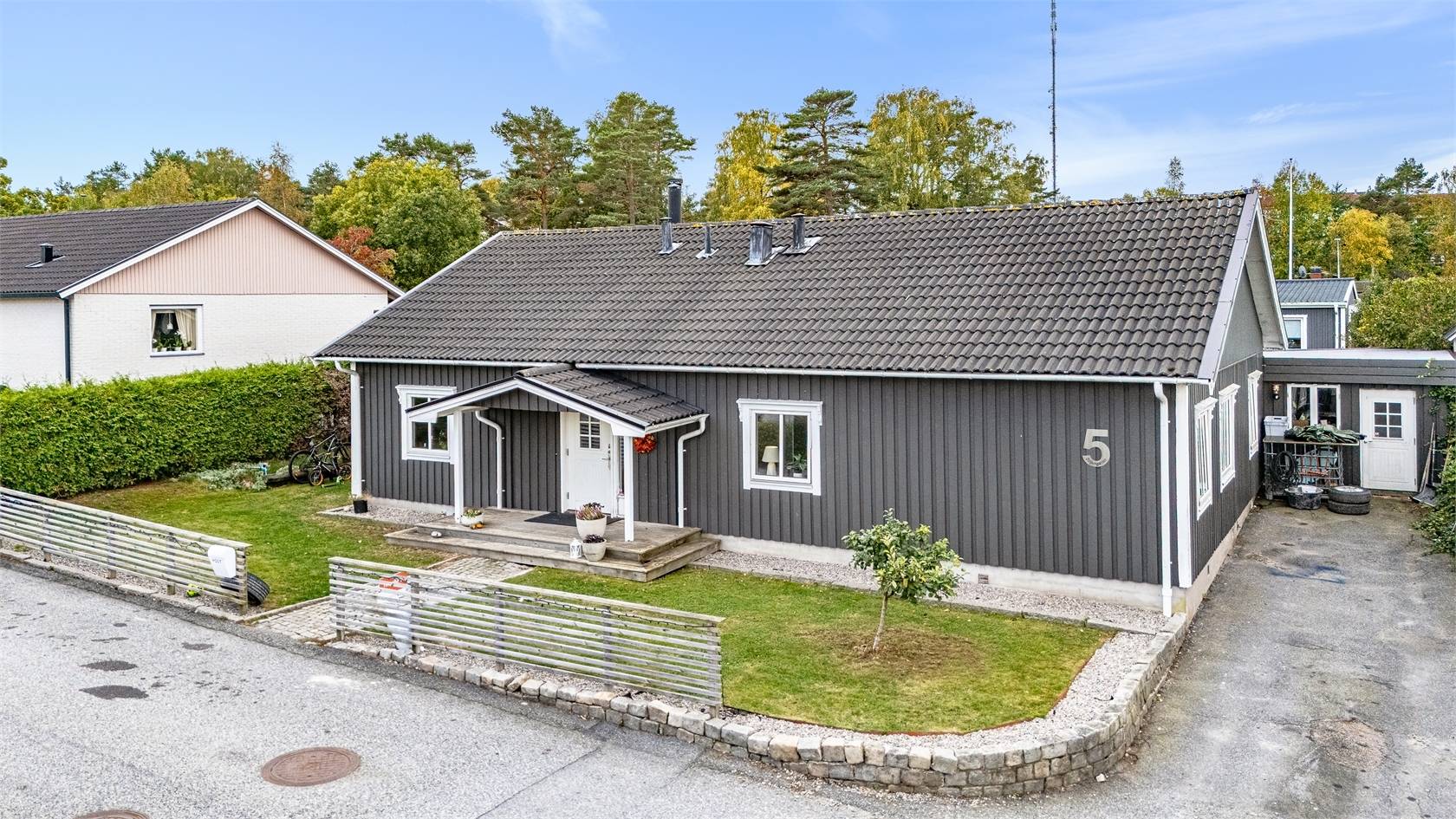 5 rum villa på Spjutgatan 5 Centralt, Strömstads kommun - bild 1