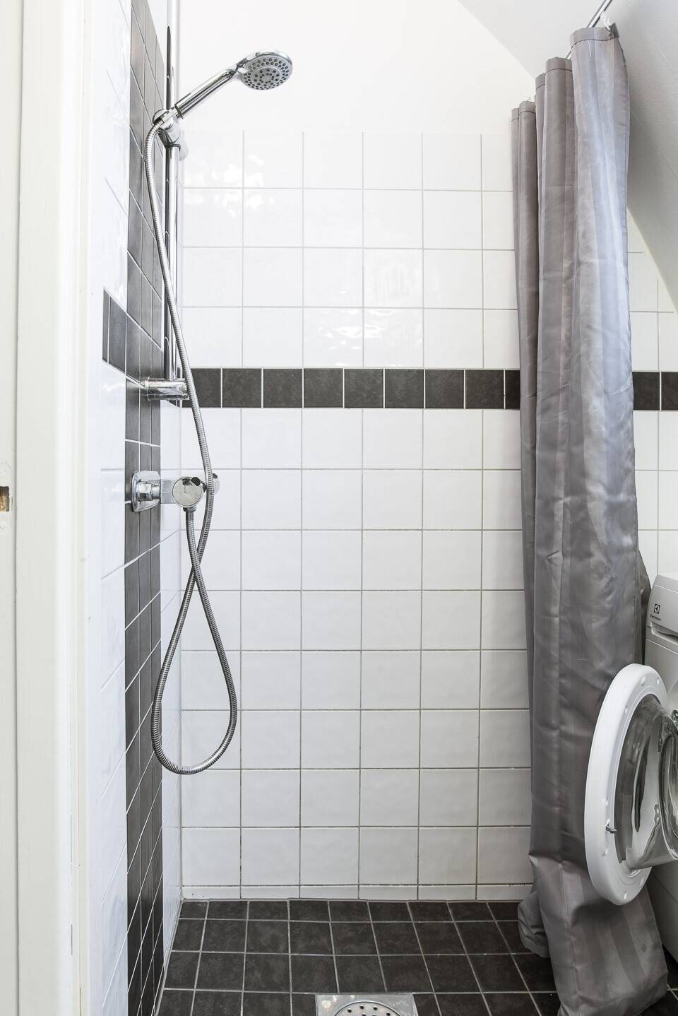 2 rum Lägenhet på Idrottsvägen 23 B 3 tr Örbyhus Tierps kommun - bild 11