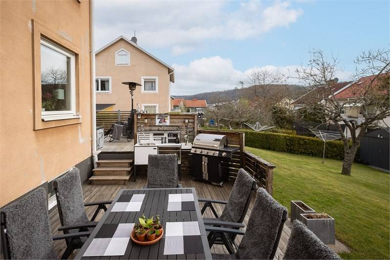 7 rum kedjehus på Idrottsgatan 6 Huskvarna Söder, Jönköpings kommun - bild 3