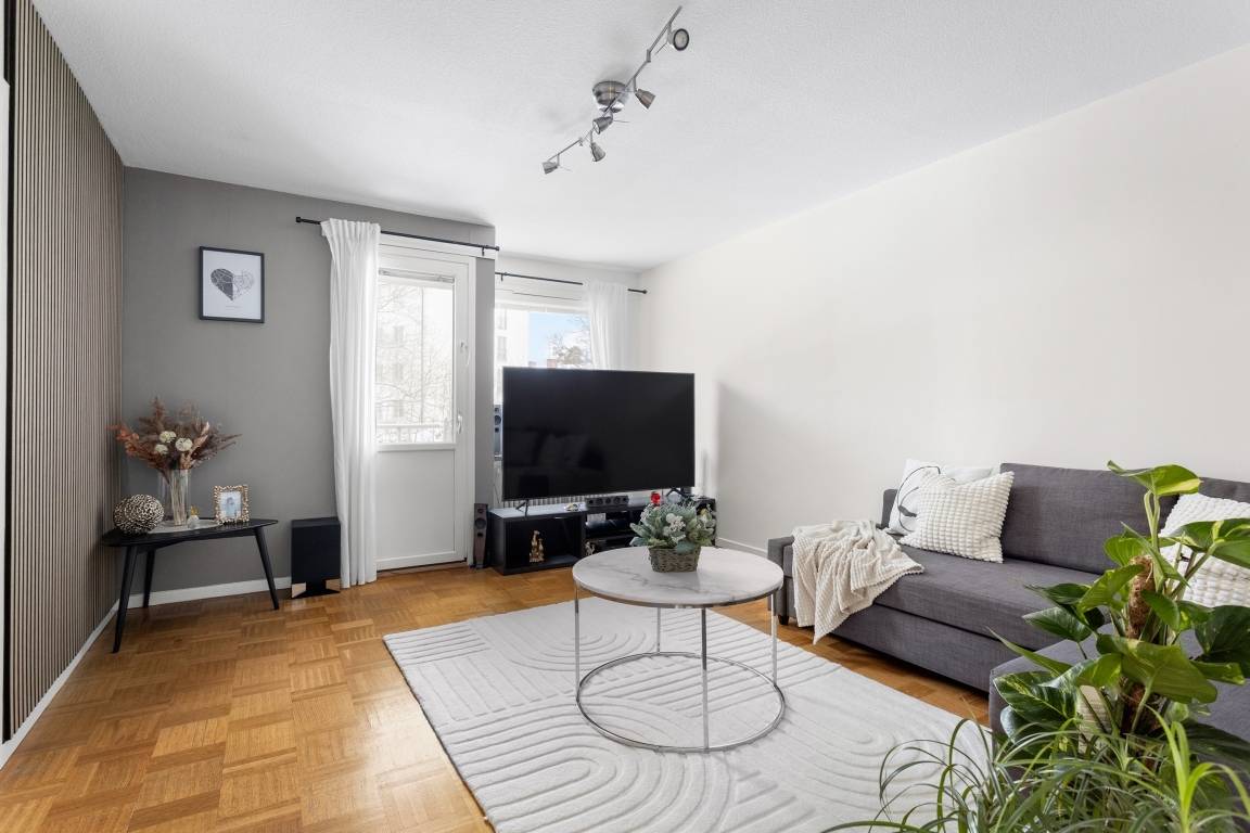 3 rum Lägenhet på Astrakangatan 2 Hässelby Stockholms kommun - bild 1
