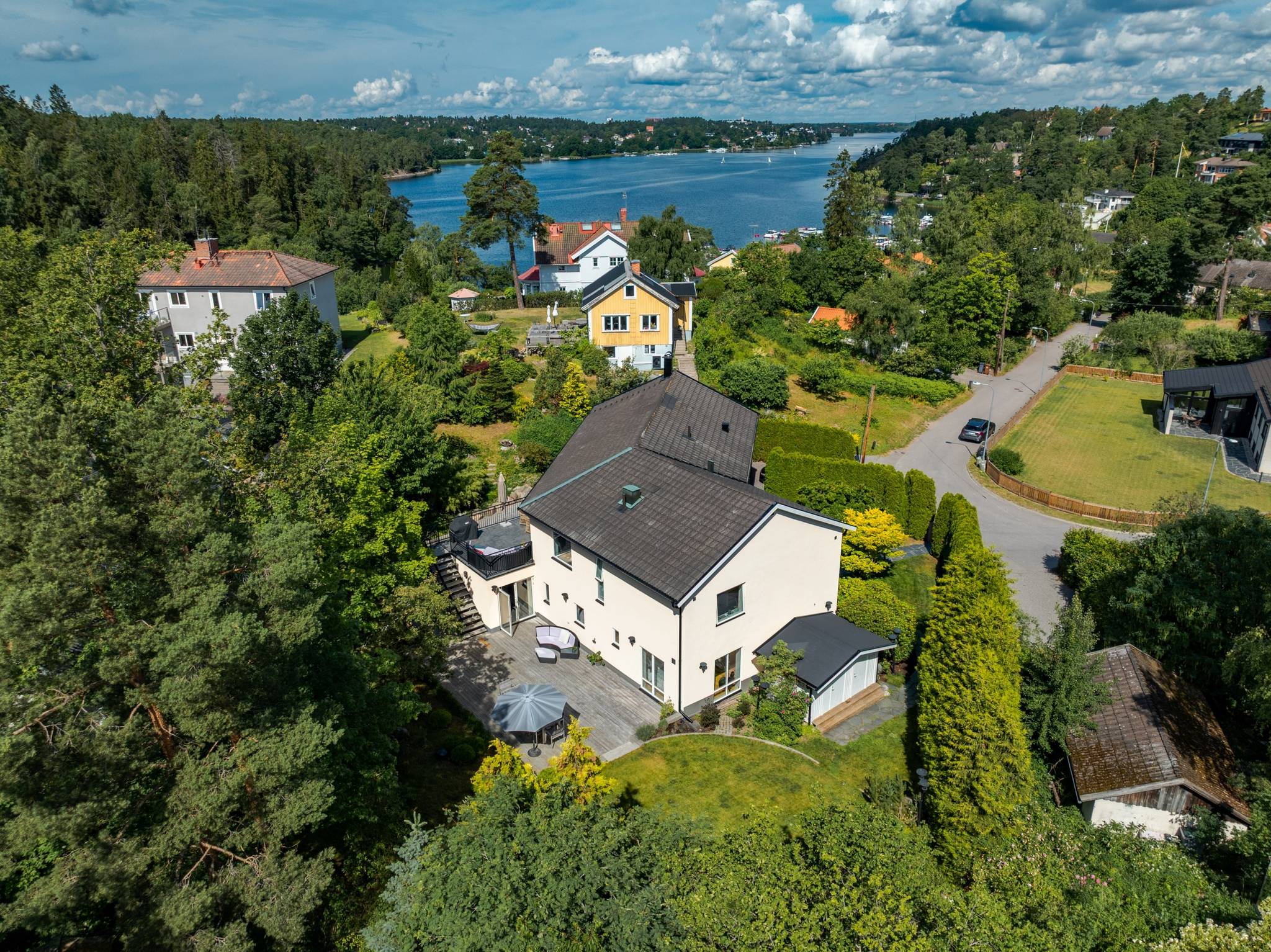 10 rum villa på Robertsviksvägen 15 Skogsvik, Danderyds kommun - bild 5