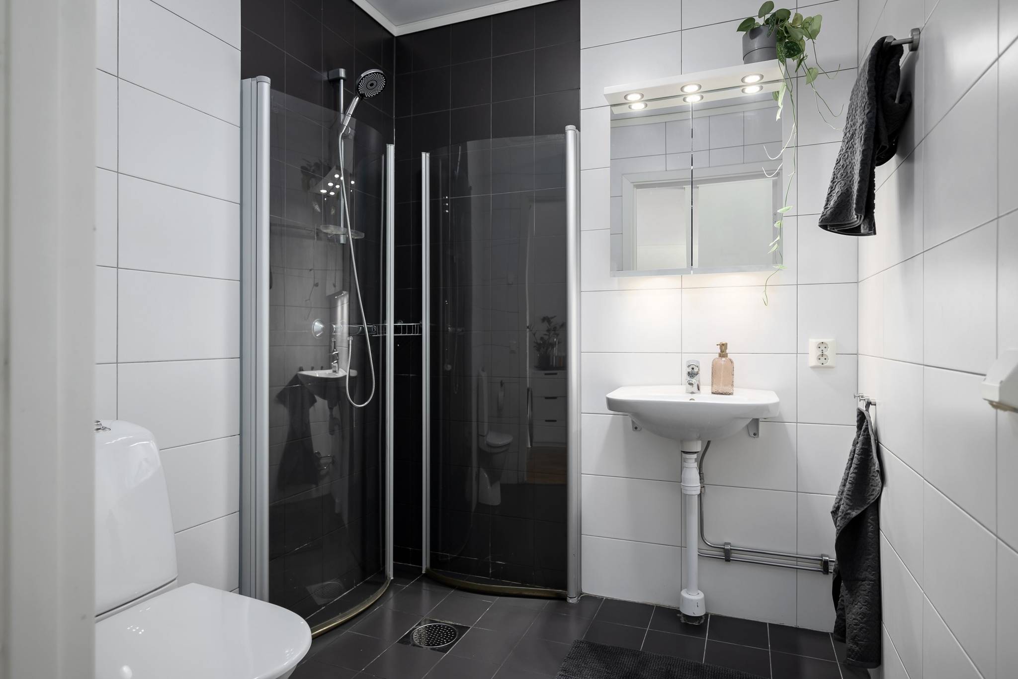 5 rum Radhus på Klöverhagen 23 Norrby Haninge kommun - bild 15