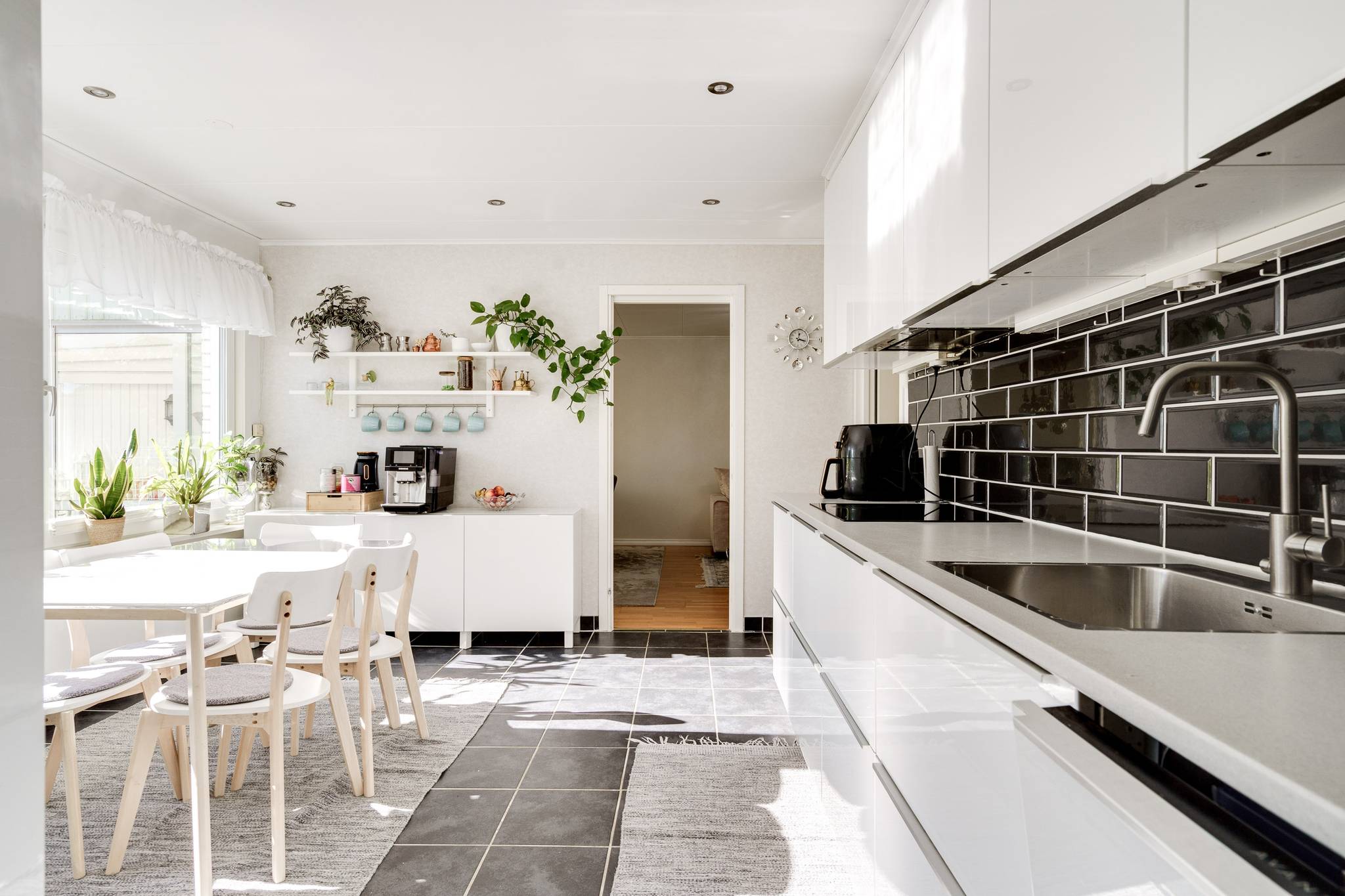 6 rum Villa på Bondgårdsgatan 1H Kumla Stad Kumla kommun - bild 23