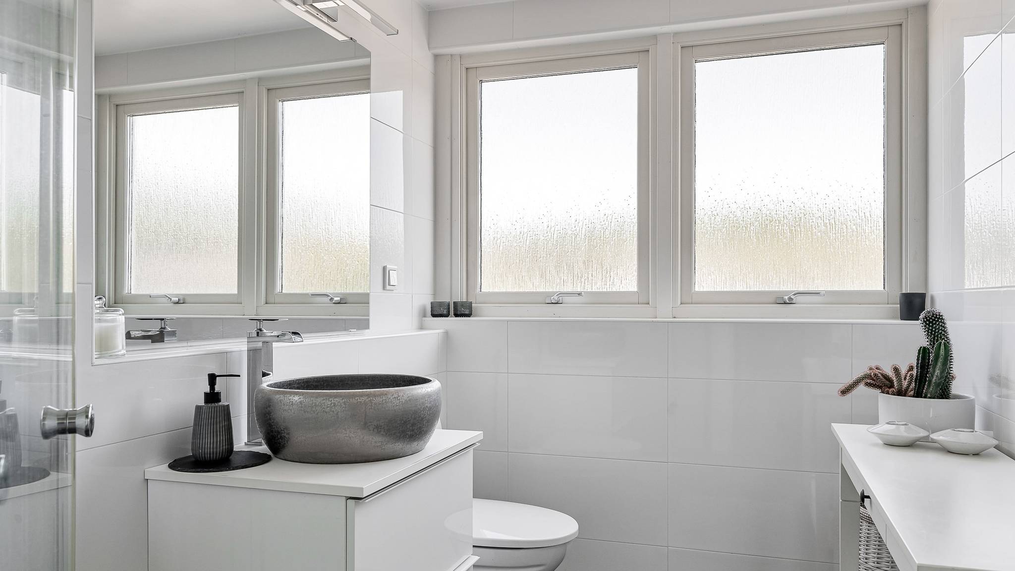 168 m² Villa på Vitfåravägen 13 Margretelund Österåkers kommun - bild 28