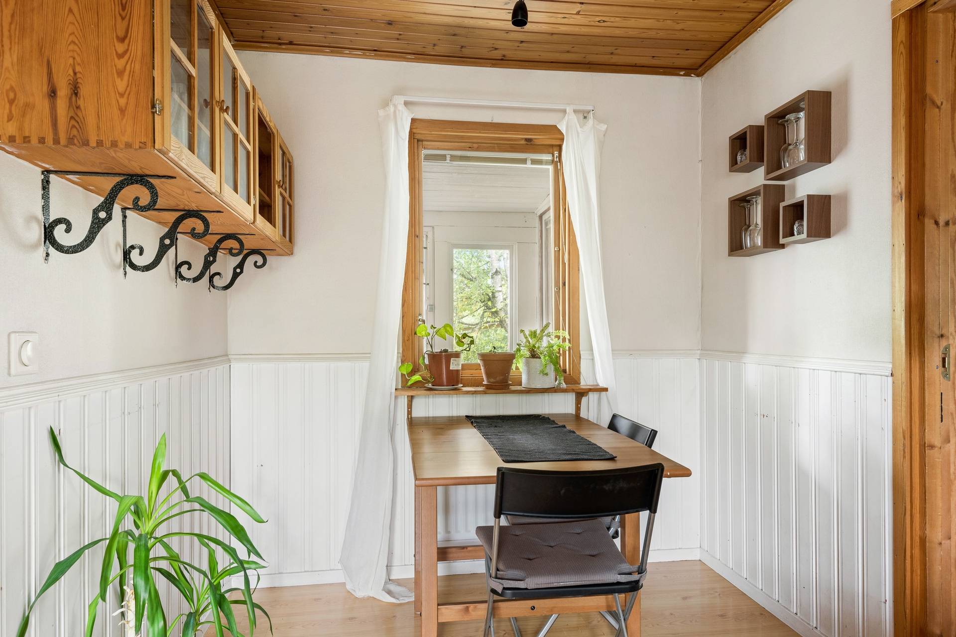 3 rum Villa på Flygelvägen 3 Skokloster Håbo kommun - bild 3