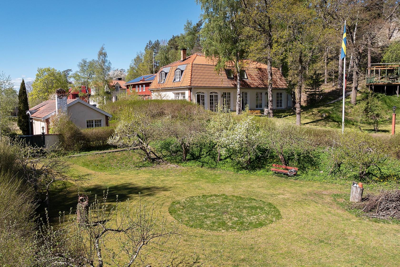 9 rum villa på Edsdalsvägen 5 Drottningholm, Ekerö kommun - bild 2