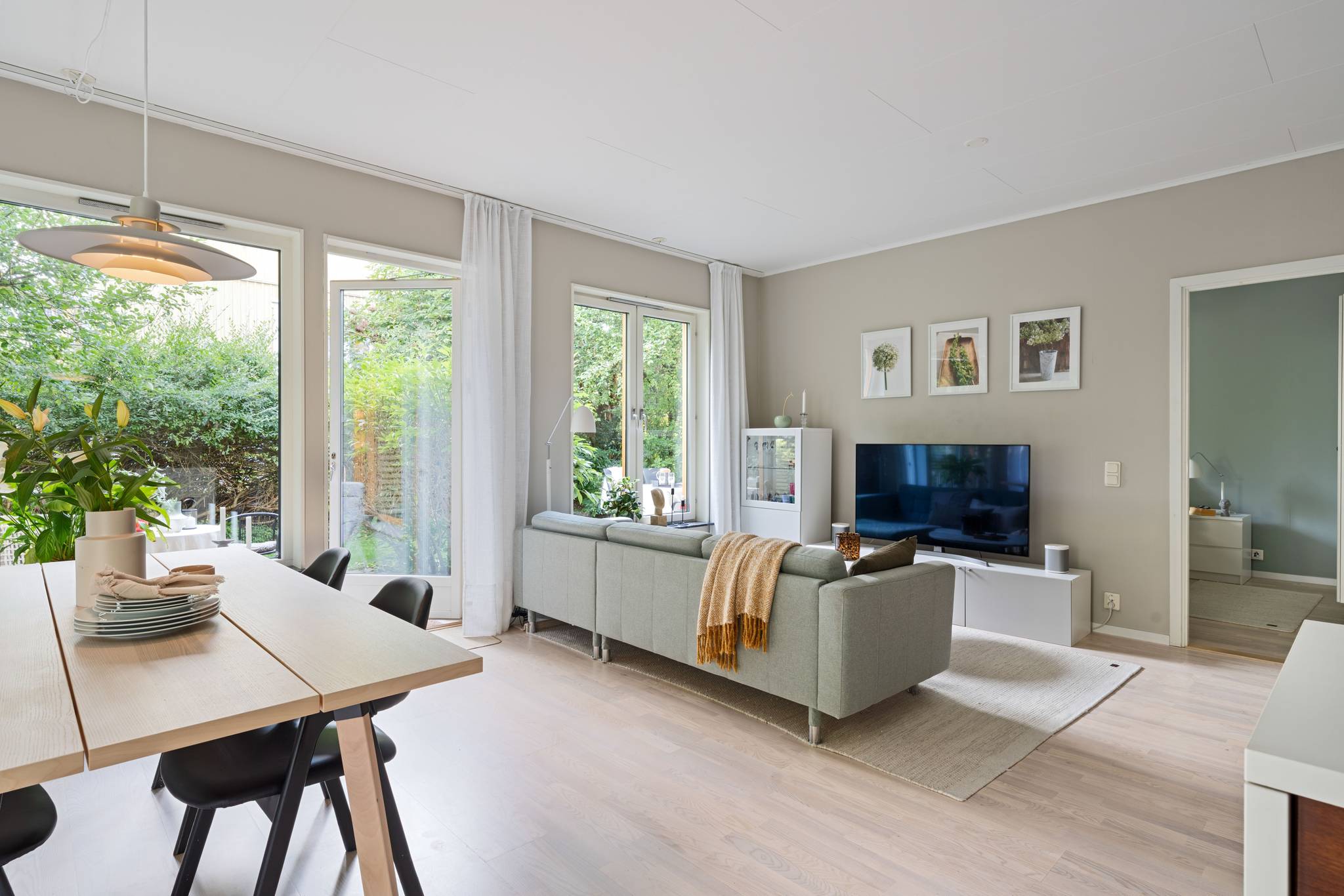 3 rum Lägenhet på Segervägen 210A, uteplats Älvsjö Stockholms kommun - bild 21