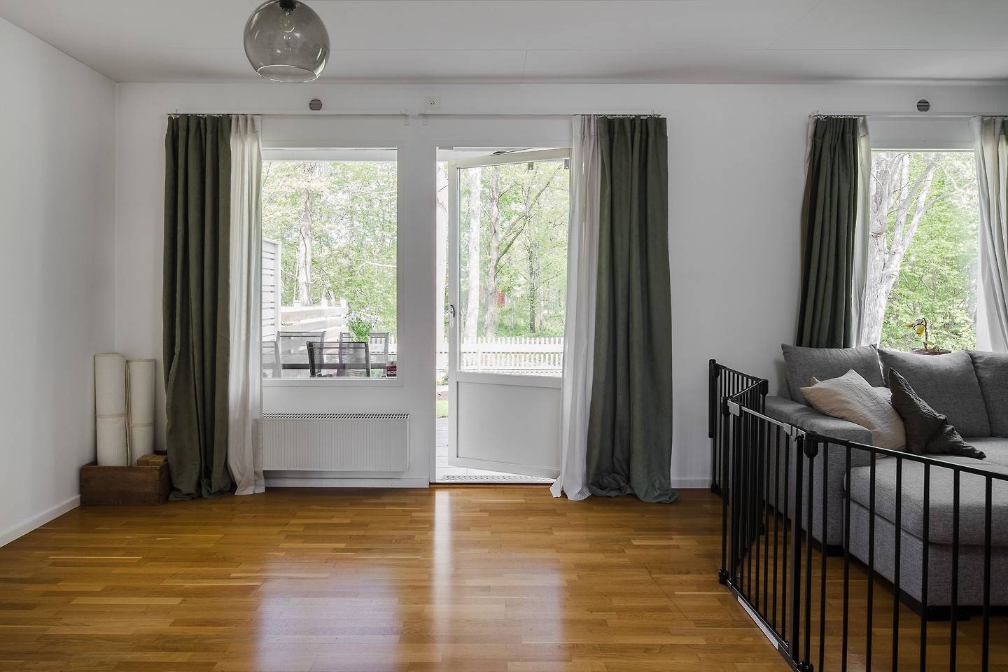 4 rum Parhus på Duhagsvägen 4 Hällekis Götene kommun - bild 15