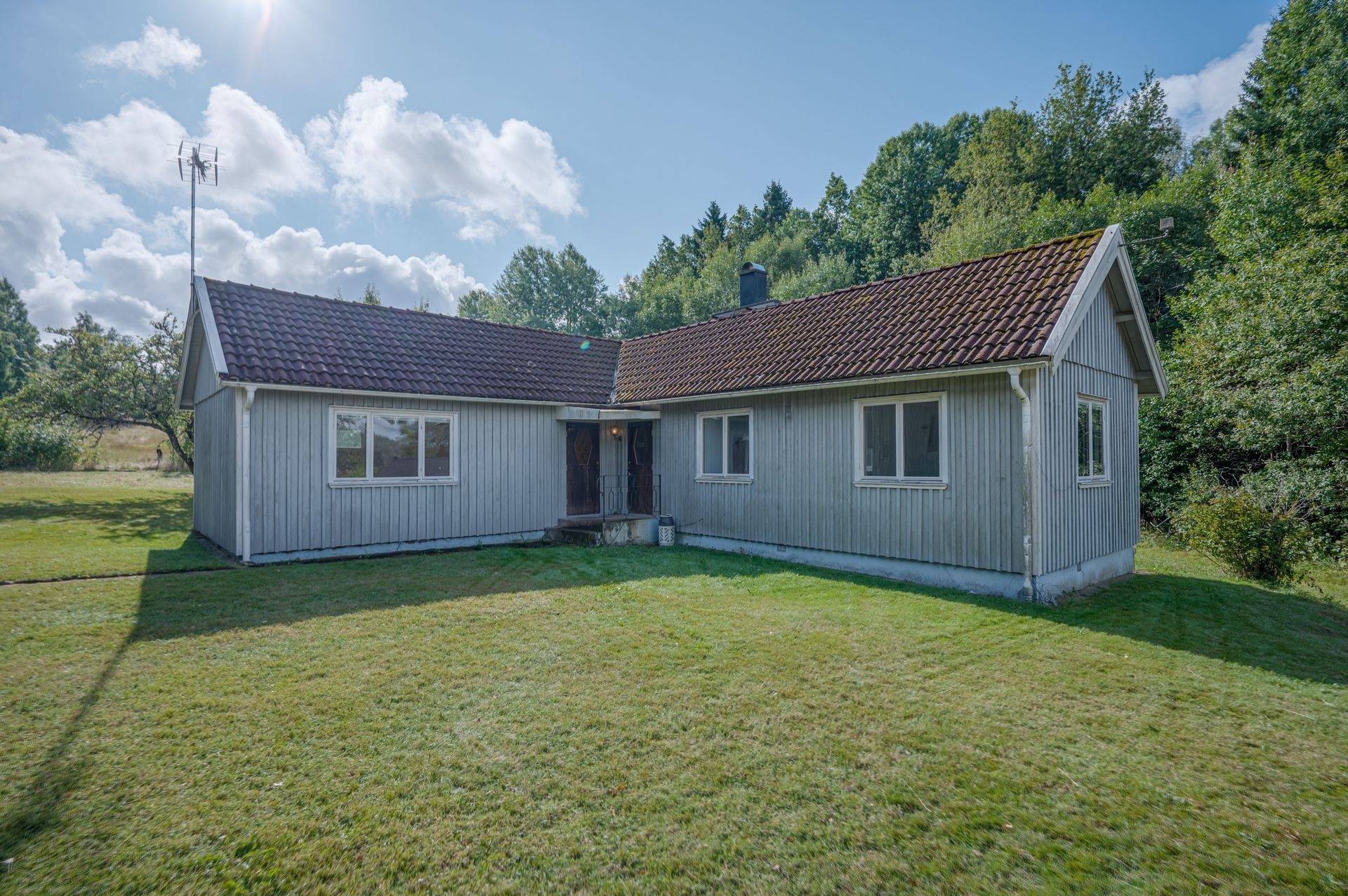100 m² Gård med skogsbruk på Öxna 21 Munkedals kommun - bild 3