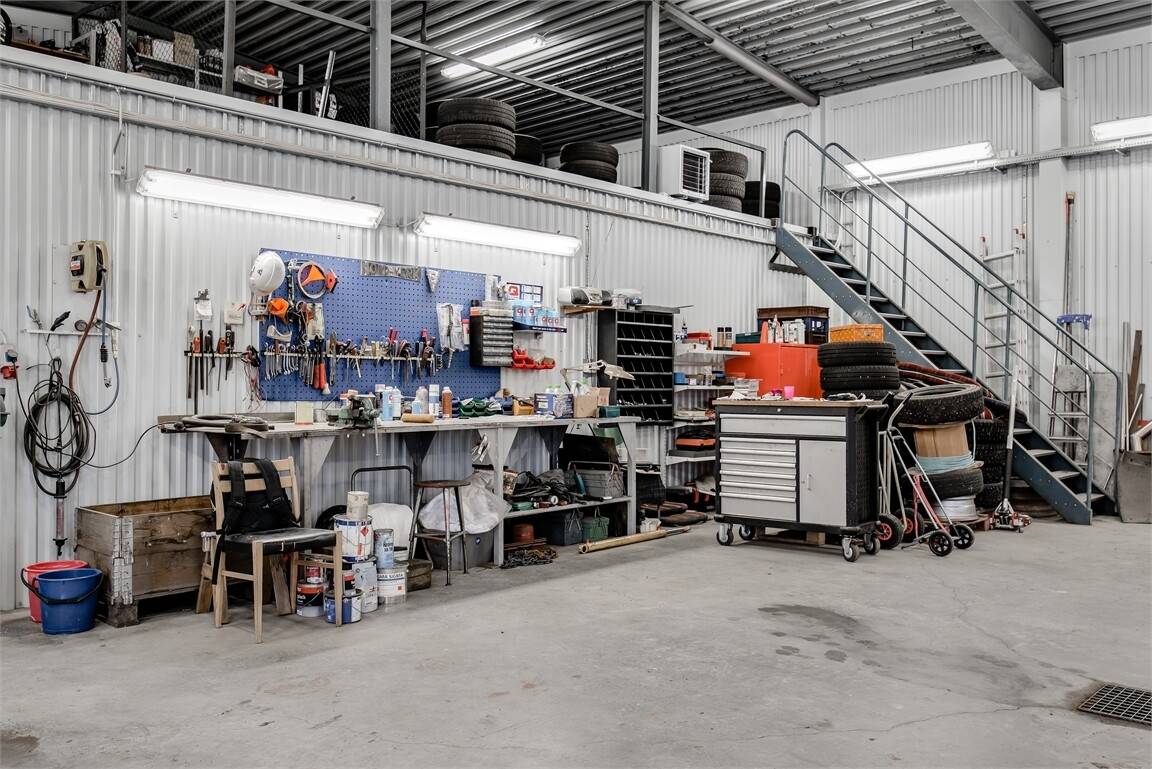 204 m² Övrig på Oppsättarvägen 37 Järbo Sandvikens kommun - bild 11