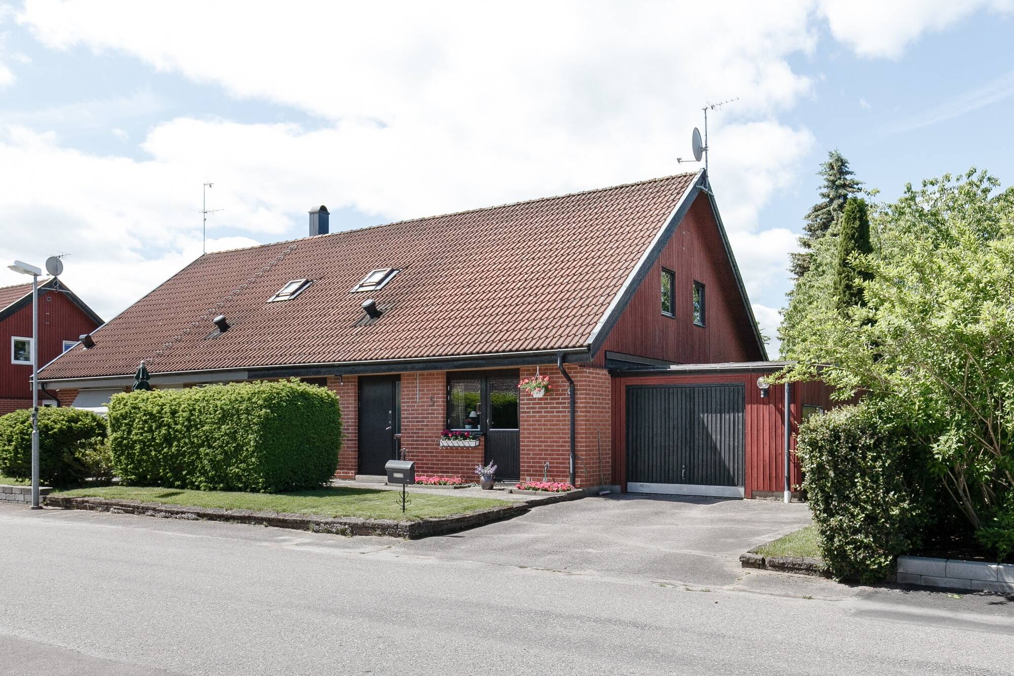5 rum Parhus på Ulls gränd 5 Ryttarhagen Mjölby kommun - bild 2