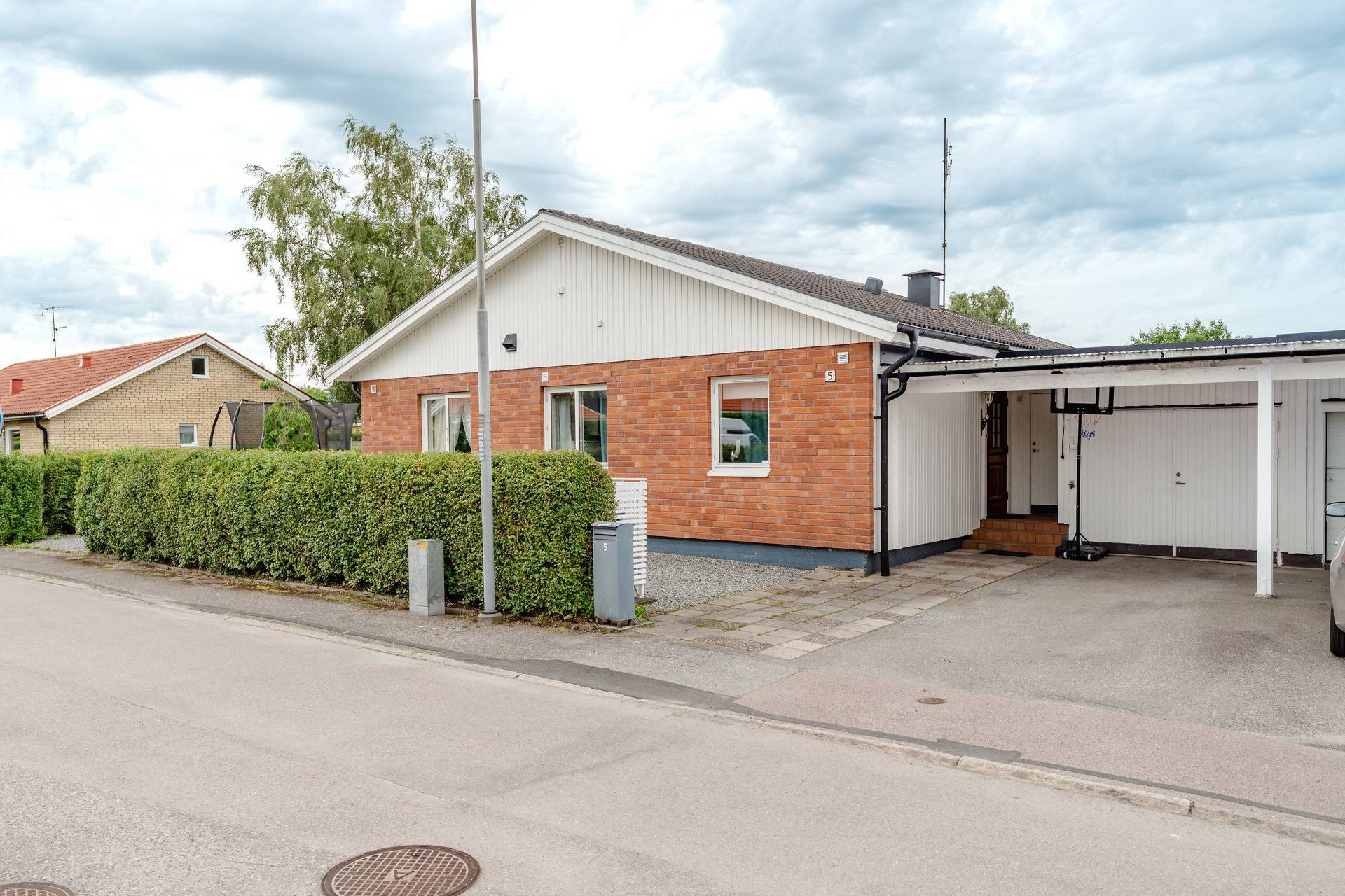 4 rum kedjehus på Pomonagatan 5 Lillsidan, Enköpings kommun - bild 1