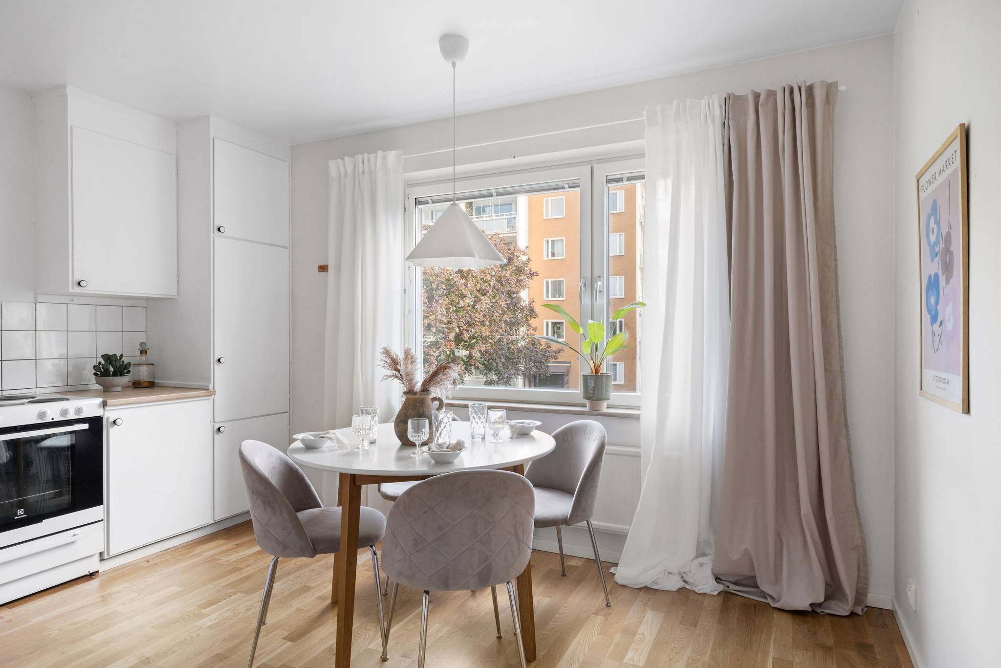 3 rum Lägenhet på Jonstorpsvägen 24 Huvudsta Solna kommun - bild 8
