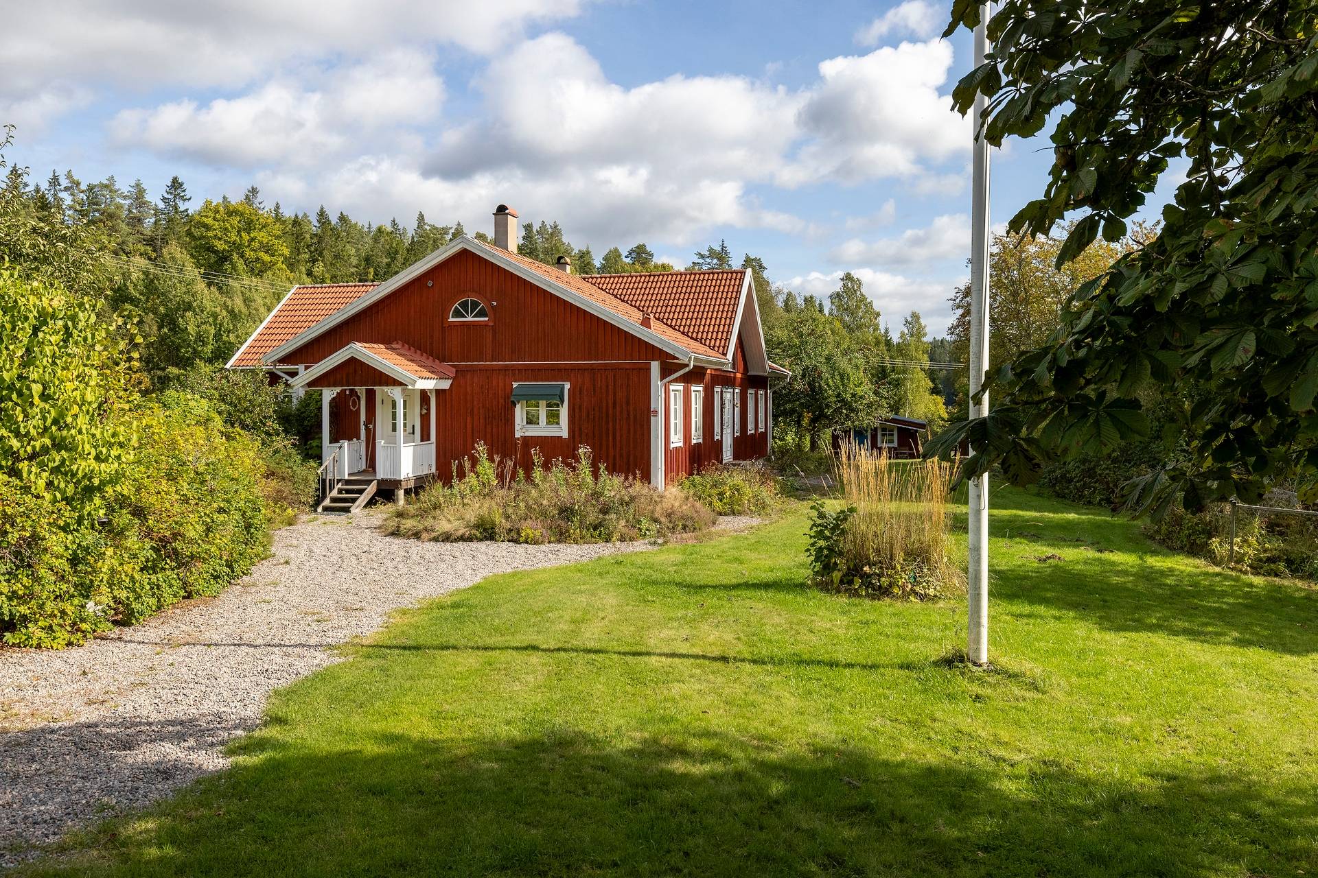 190 m² Gård med jordbruk på Djupviksängen Askersunds kommun - bild 13