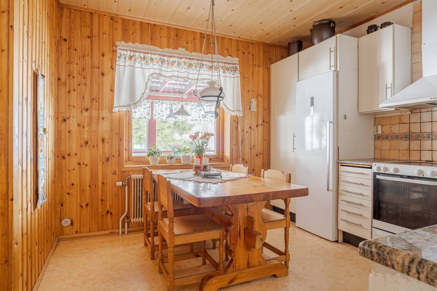 5 rum Villa på Genesåsvägen 39 Domsjö Örnsköldsviks kommun - bild 10