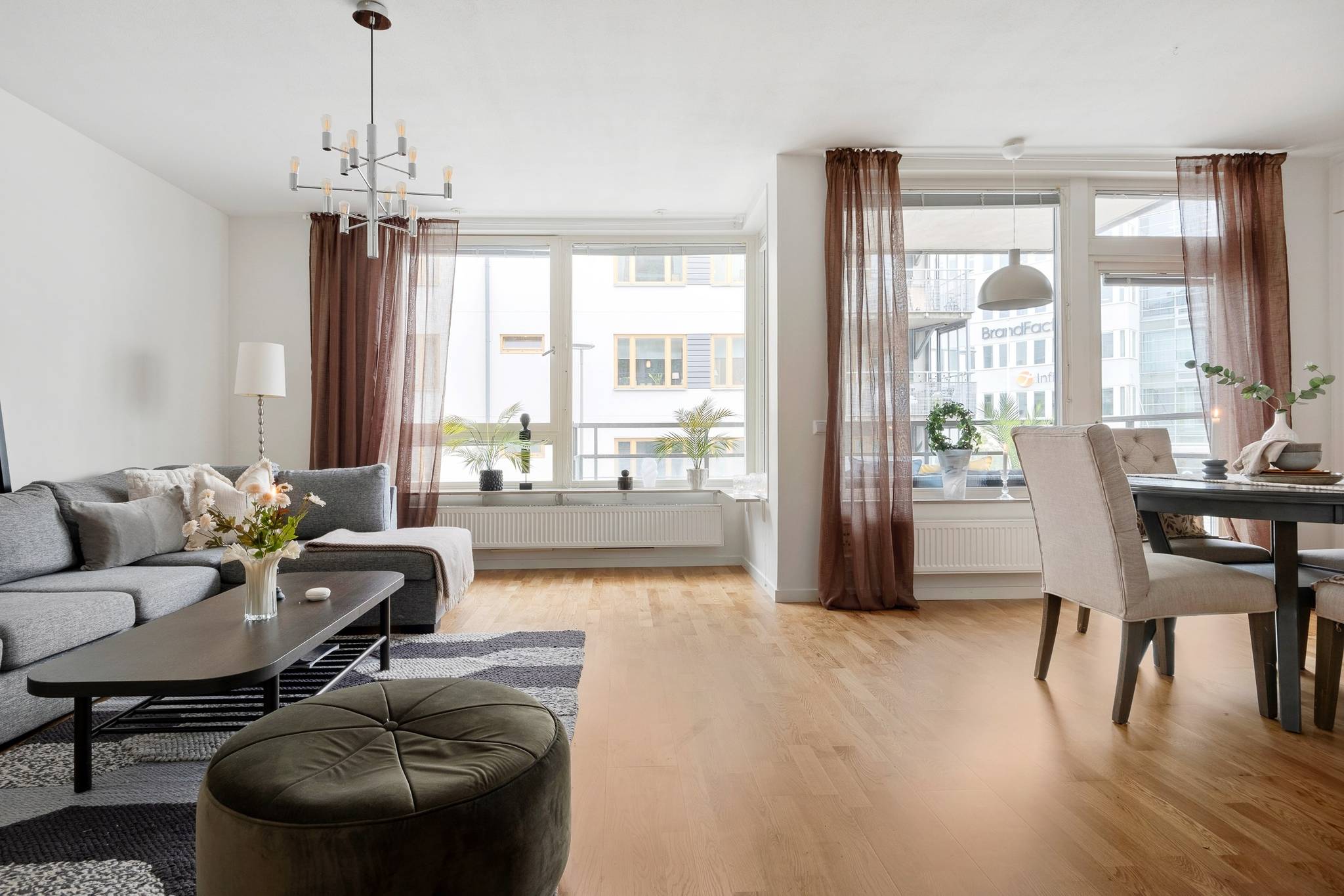 3 rum Lägenhet på Vingårdsgatan 48, 1tr Liljeholmskajen Stockholms kommun - bild 2