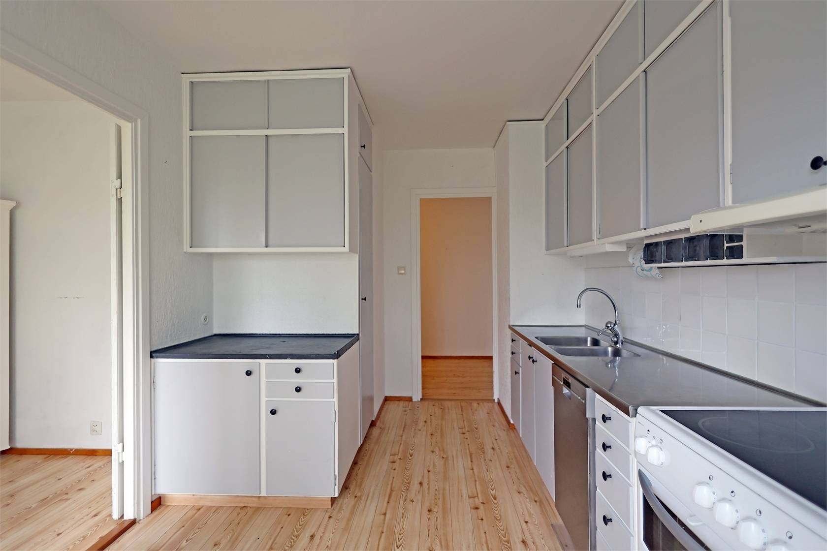 3 rum Lägenhet på Parallellgatan 3 A, andra våningen Hägnen Sävsjö kommun - bild 3