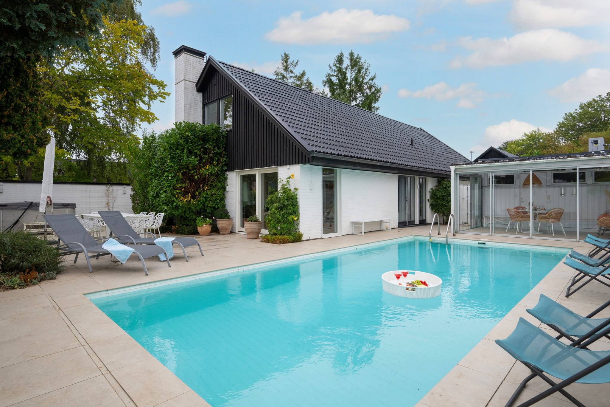 5 rum villa på Alviksvägen 27 Höllviken, Vellinge kommun - bild 1