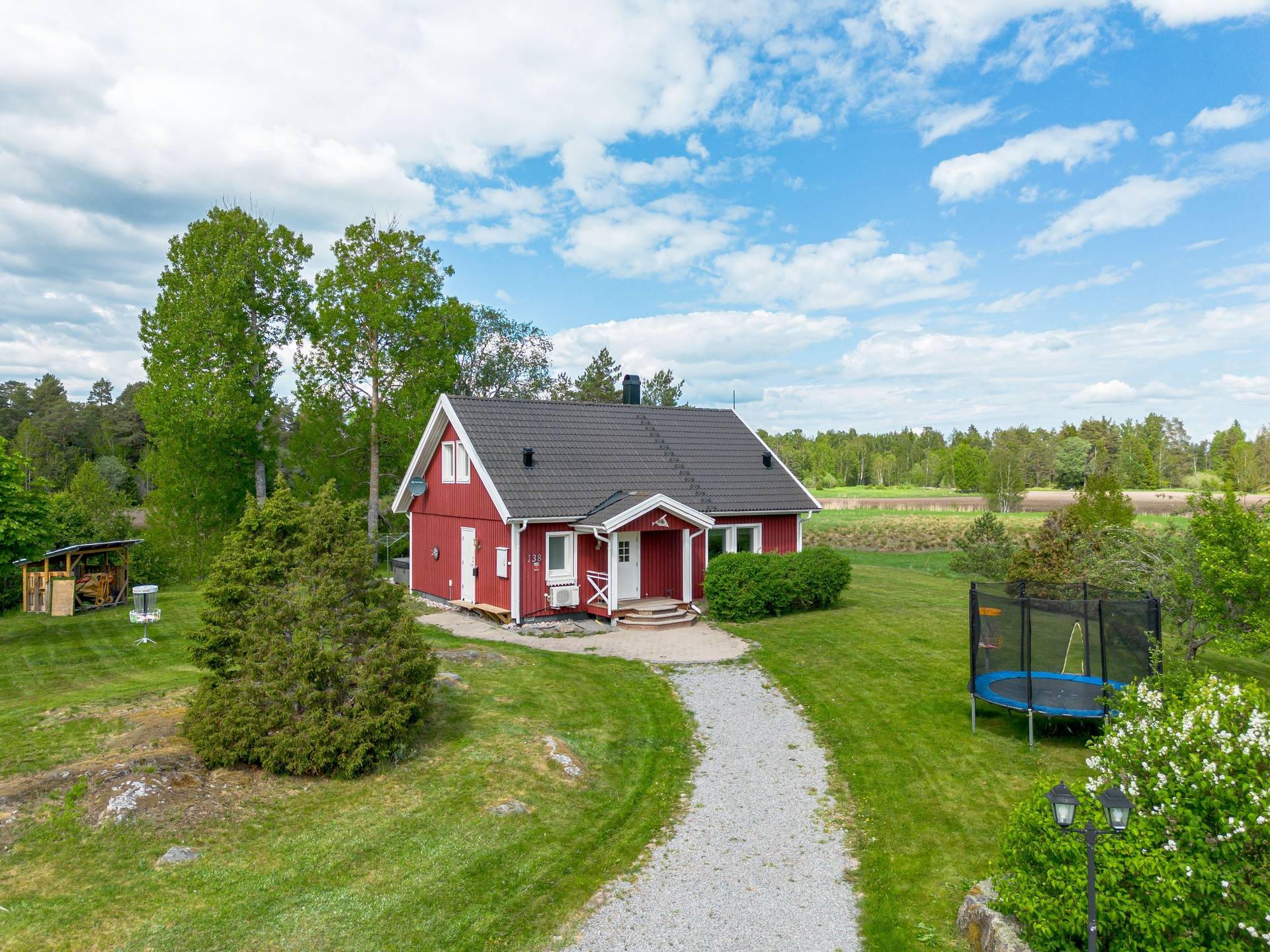 4 rum villa på Lockstaholm 138 Knivsta, Knivsta kommun - bild 1