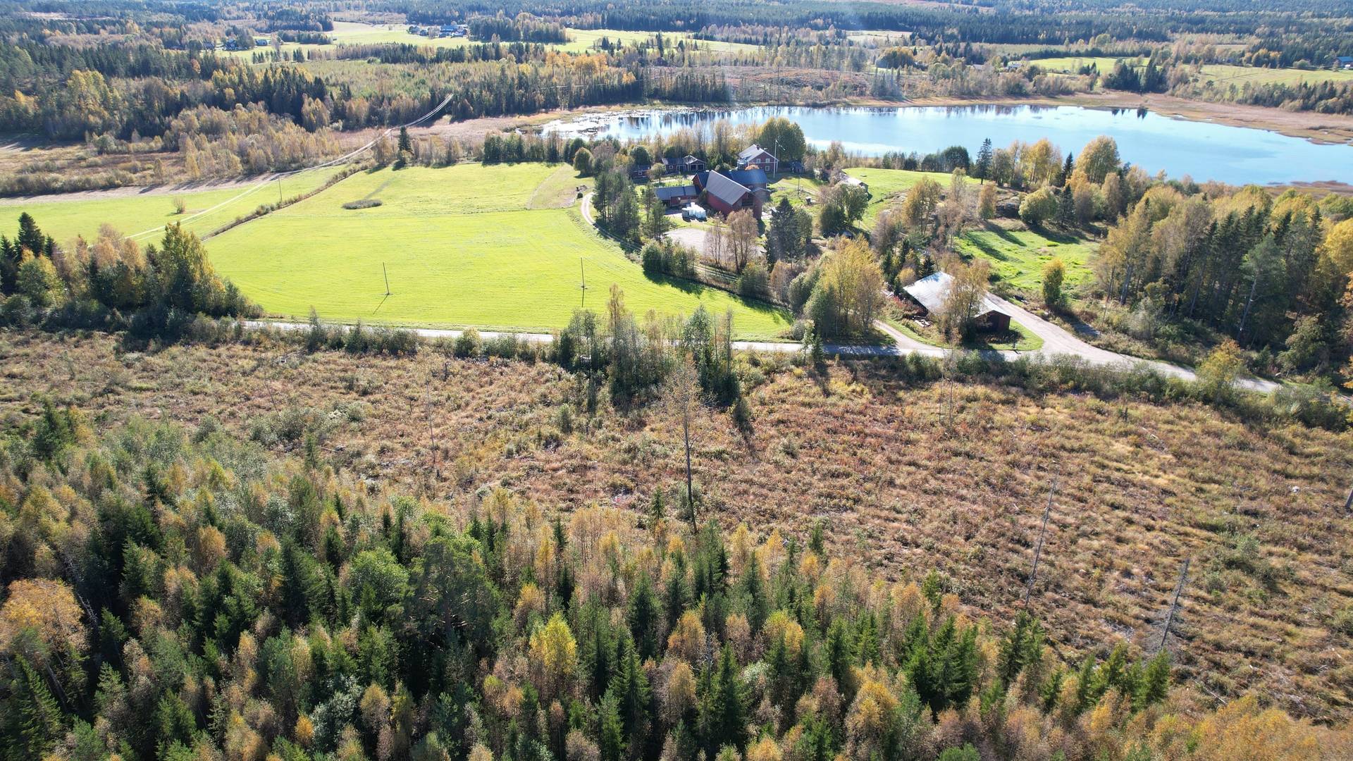 Gård med jordbruk på Kasa 145 Husum Örnsköldsviks kommun - bild 80