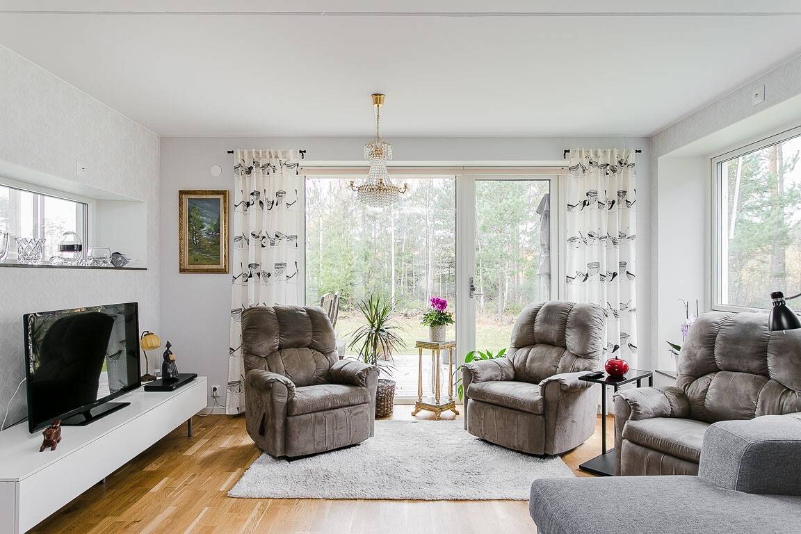 3 rum Lägenhet på Regnbågsvägen 14B Lidköpings kommun - bild 17