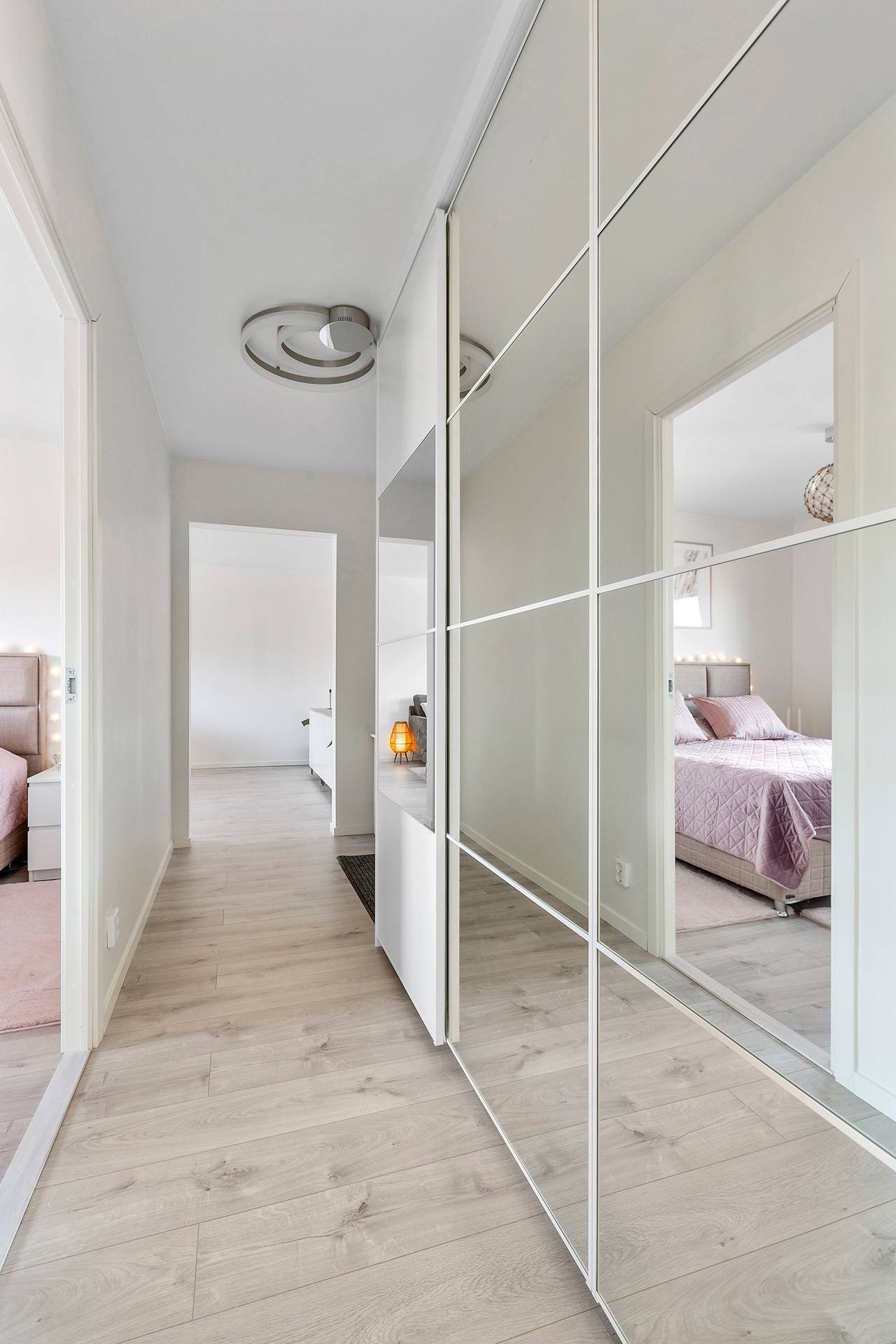 2 rum Lägenhet på Herrgårdsvägen 24 Centrala Väsby Upplands Väsby kommun - bild 3