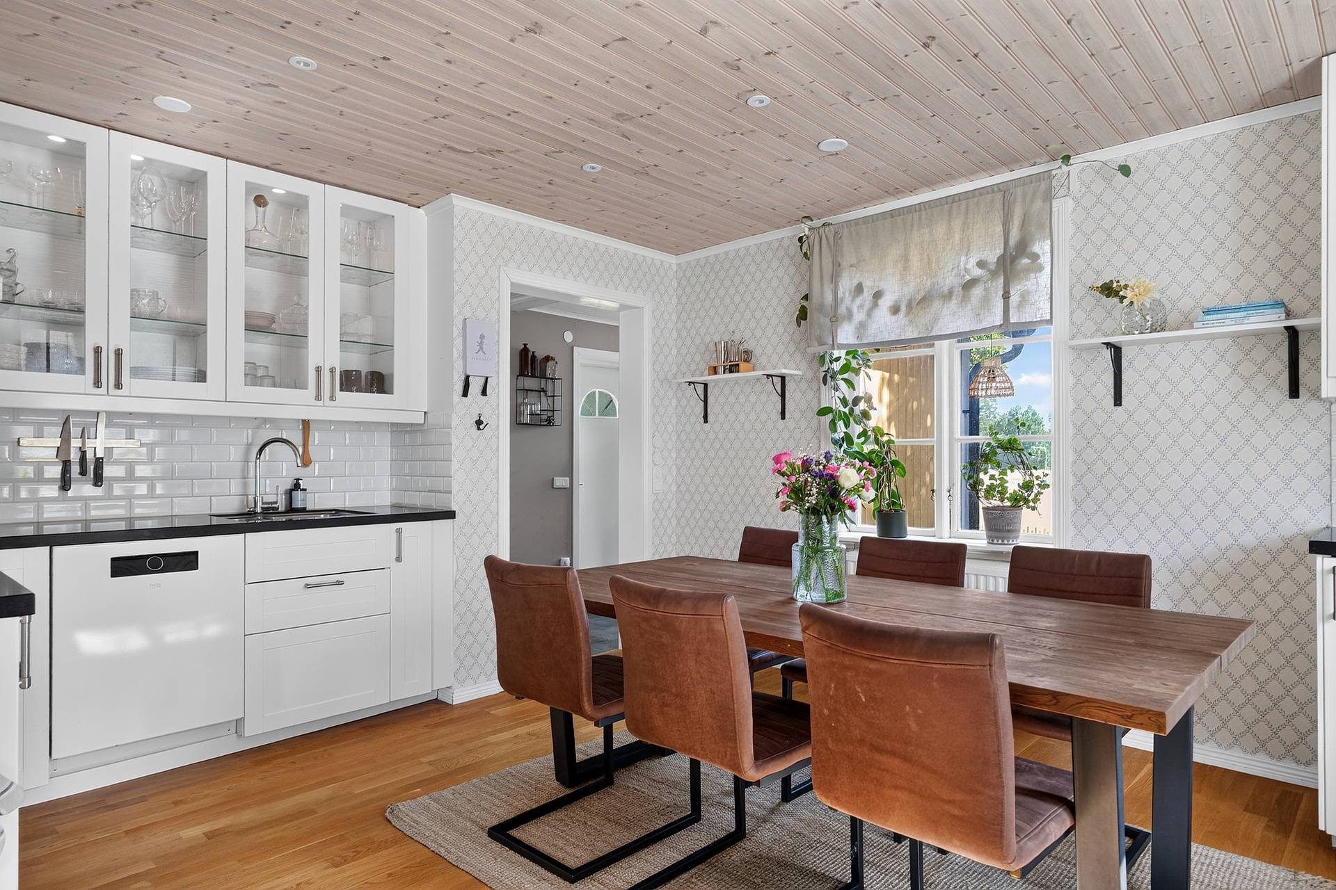 5 rum villa på Kyrkmalmsvägen 2 Fjärdhundra, Enköpings kommun - bild 4