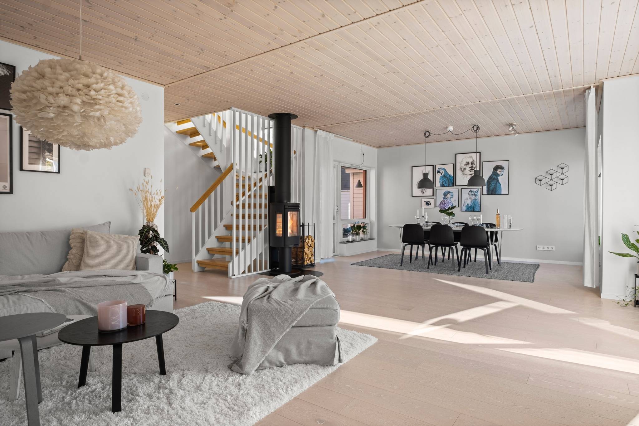 6 rum Villa på Ligustervägen 48 Älta - Södra Hedvigslund Nacka kommun - bild 2