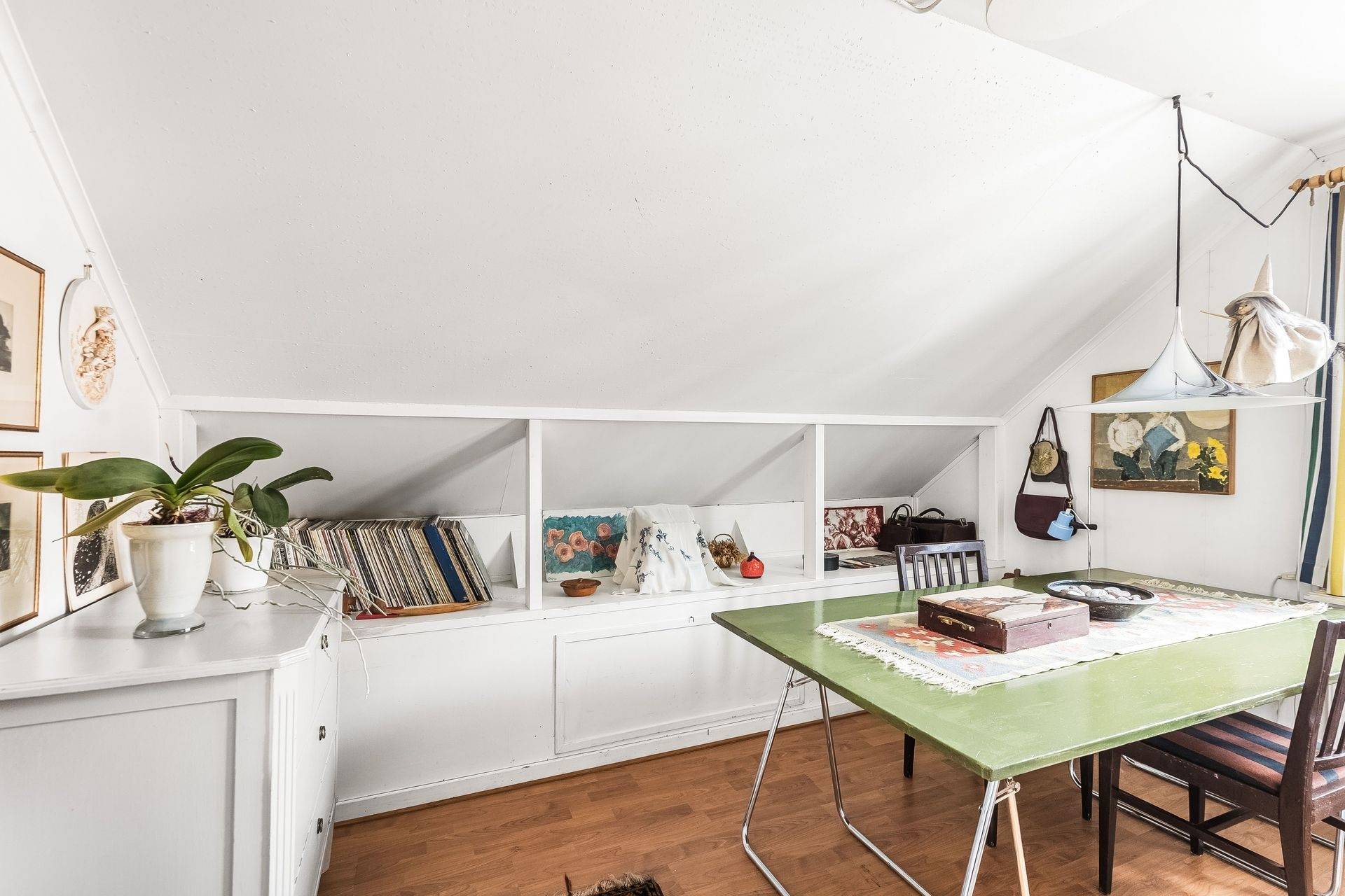 8 rum Villa på Solstigen 25 Ulvhäll Strängnäs kommun - bild 35