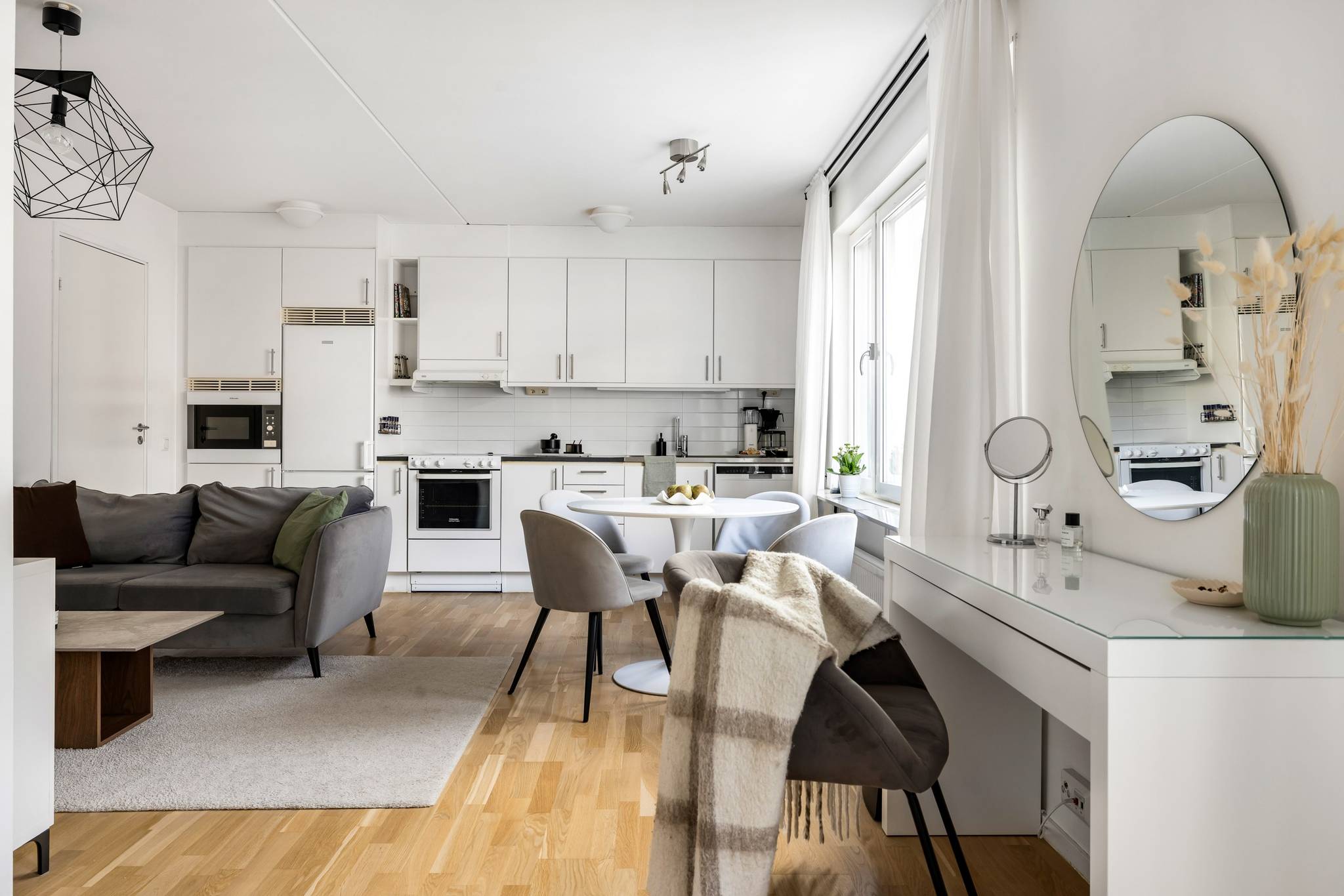 1 rum Lägenhet på Bäverns gränd 13B Centrum Uppsala kommun - bild 2