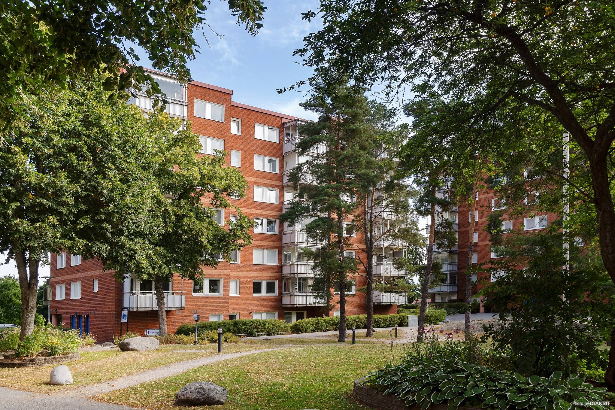 3 rum lägenhet på Norrskensbacken 5 Tullinge, Botkyrka kommun - bild 1
