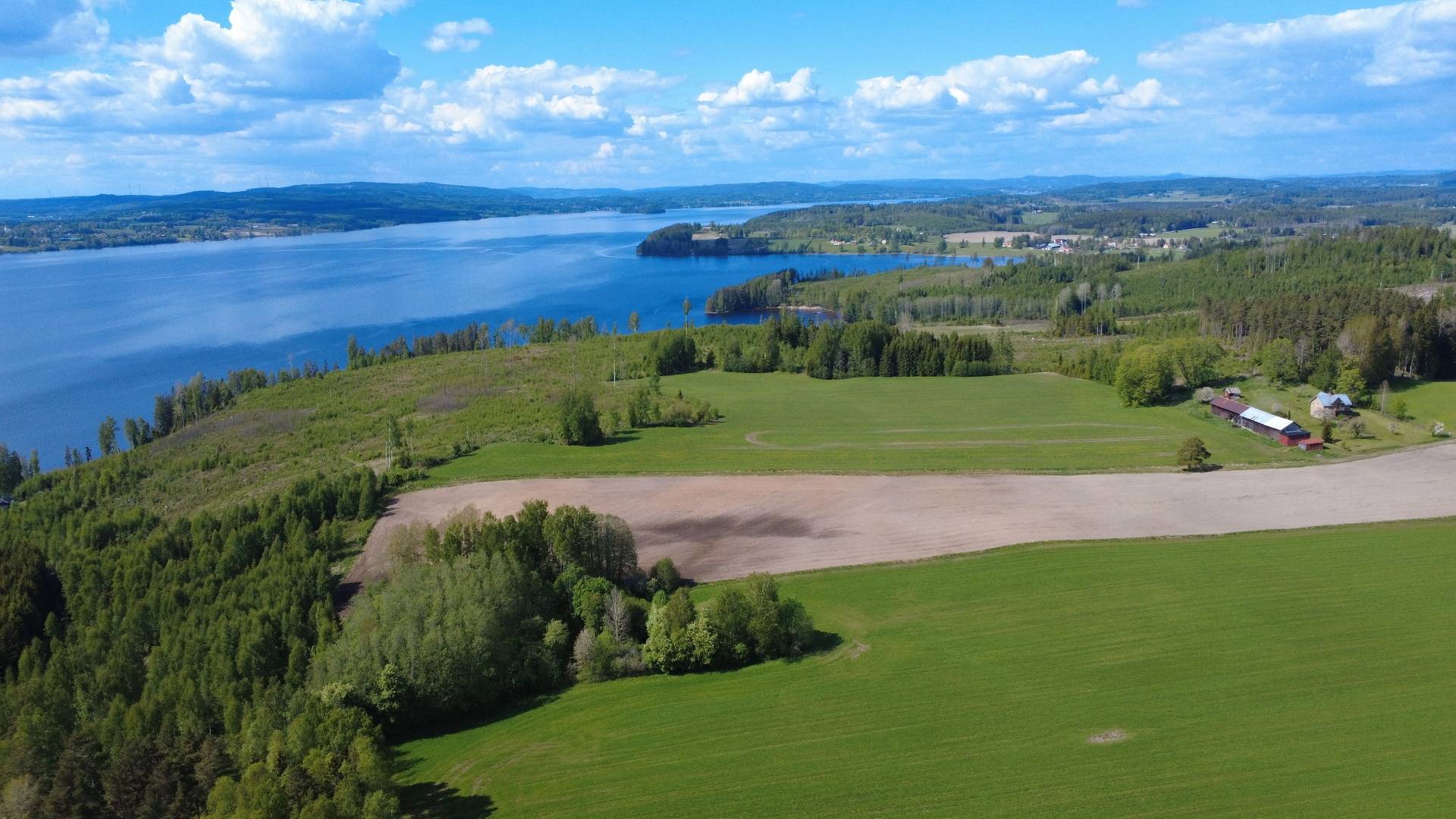 Gård med jordbruk på Bävik Sunne kommun - bild 22