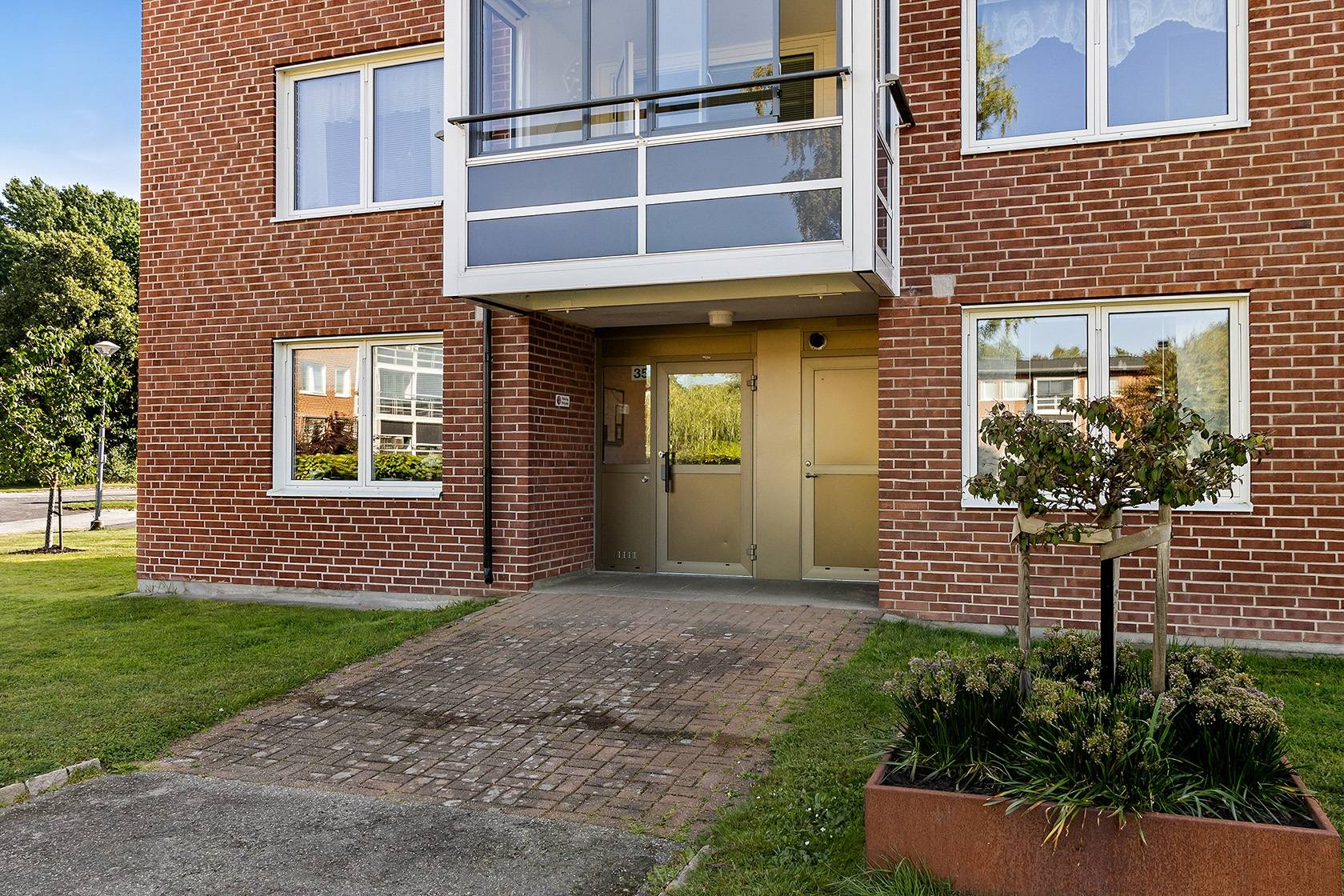 3 rum Lägenhet på Sädesbingen 35 Kronogården Trollhättans kommun - bild 2