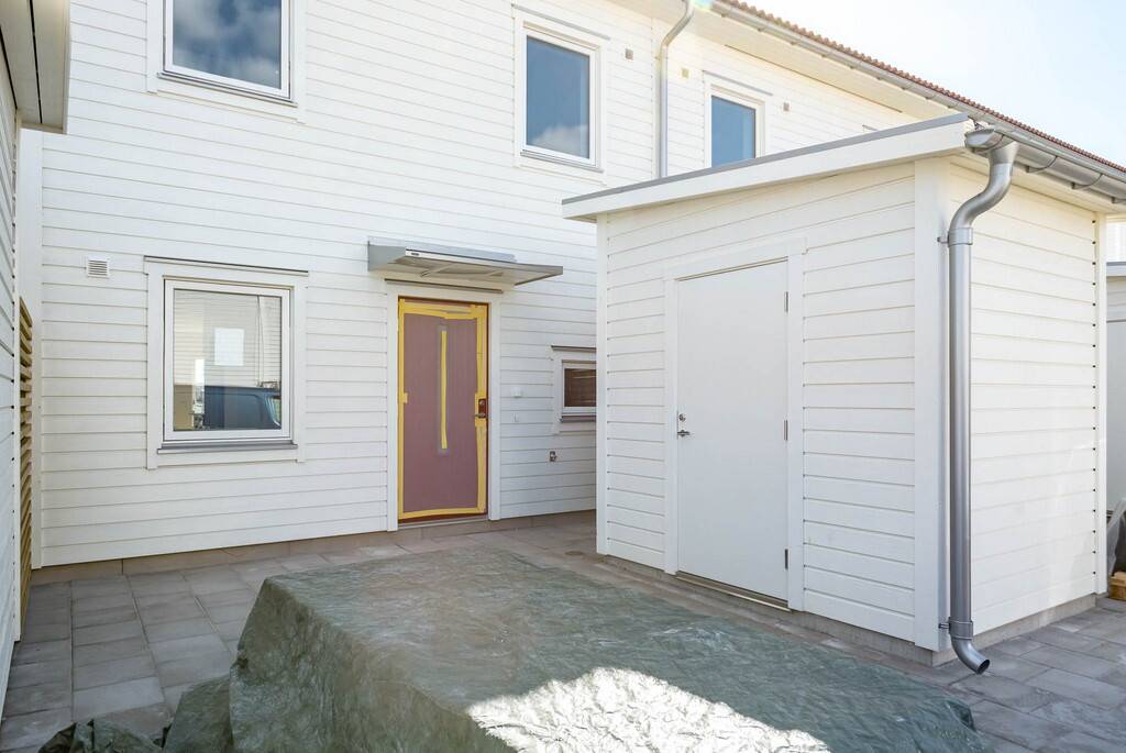 5 rum Par-/kedje-/radhus på Koordinatvägen 3 Skälby Västerås kommun - bild 10