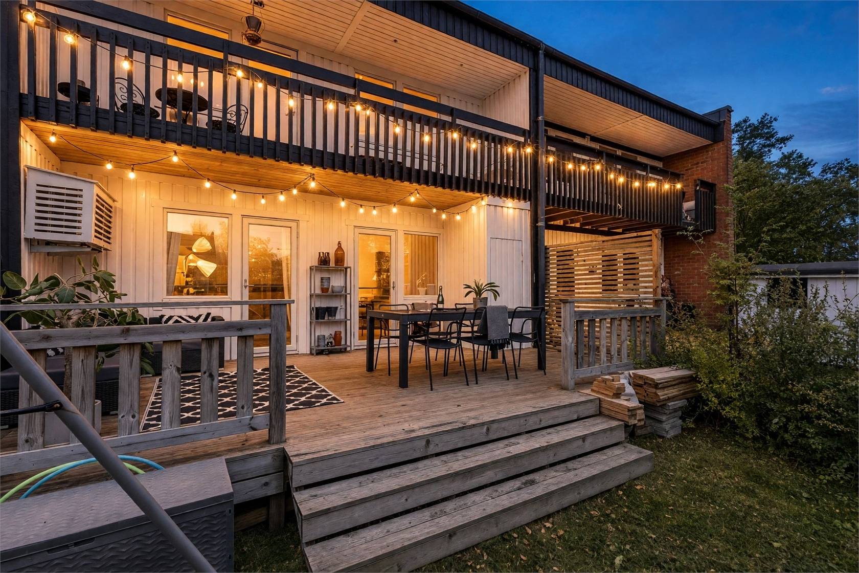 6 rum radhus på Hasselstigen 10 Segeltorp, Huddinge kommun - bild 1