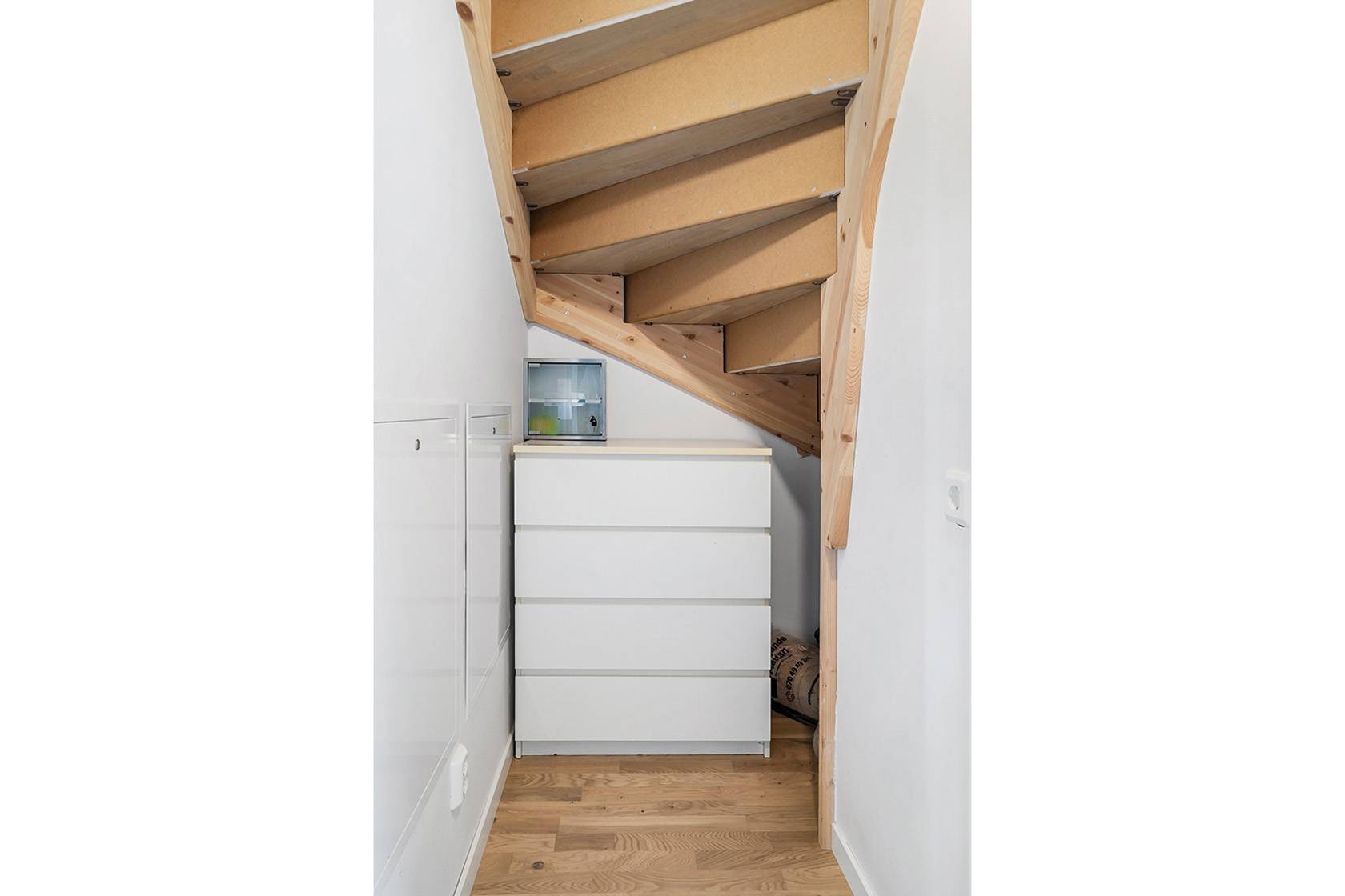 5 rum Radhus på Eds sjöväg 30 Centrala Väsby Upplands Väsby kommun - bild 14
