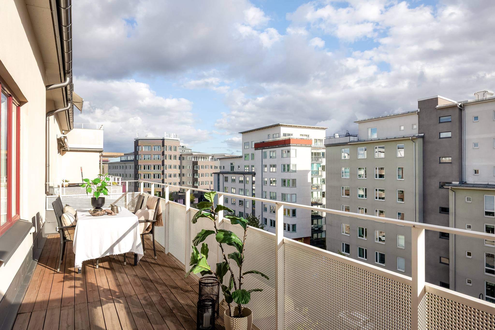 3 rum lägenhet på Gustav III:s Boulevard 96 Frösunda, Solna kommun - bild 2