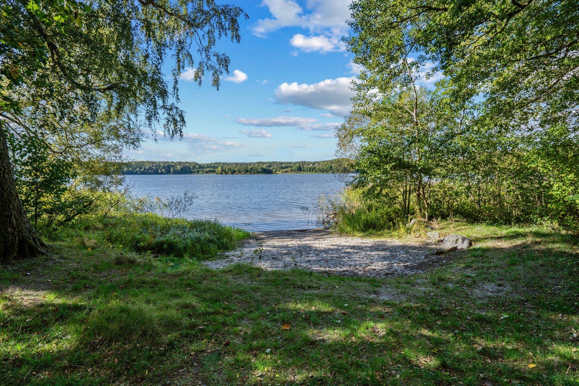 Gård/skog på Harry Martinsons väg 4 Vårdinge Södertälje kommun - bild 63