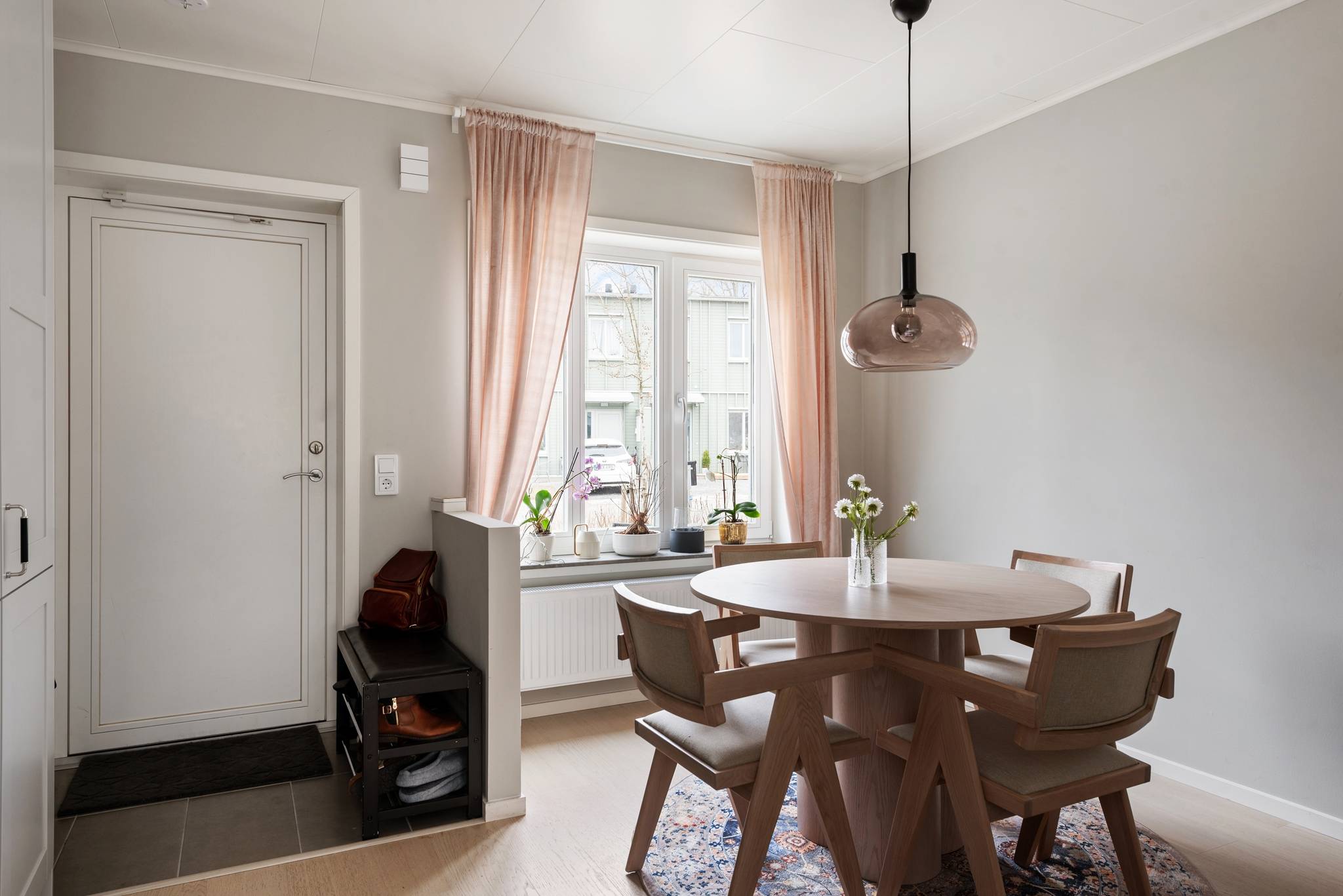 3 rum Radhus på Pastorsvägen 18 Runby Upplands Väsby kommun - bild 4
