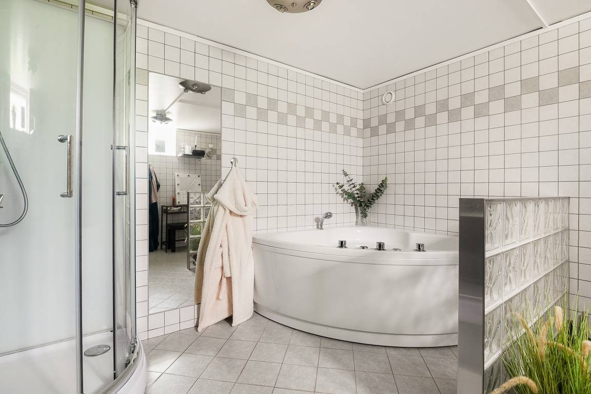 5 rum Villa på Fagerskogsgatan 8 Romberga Enköpings kommun - bild 22