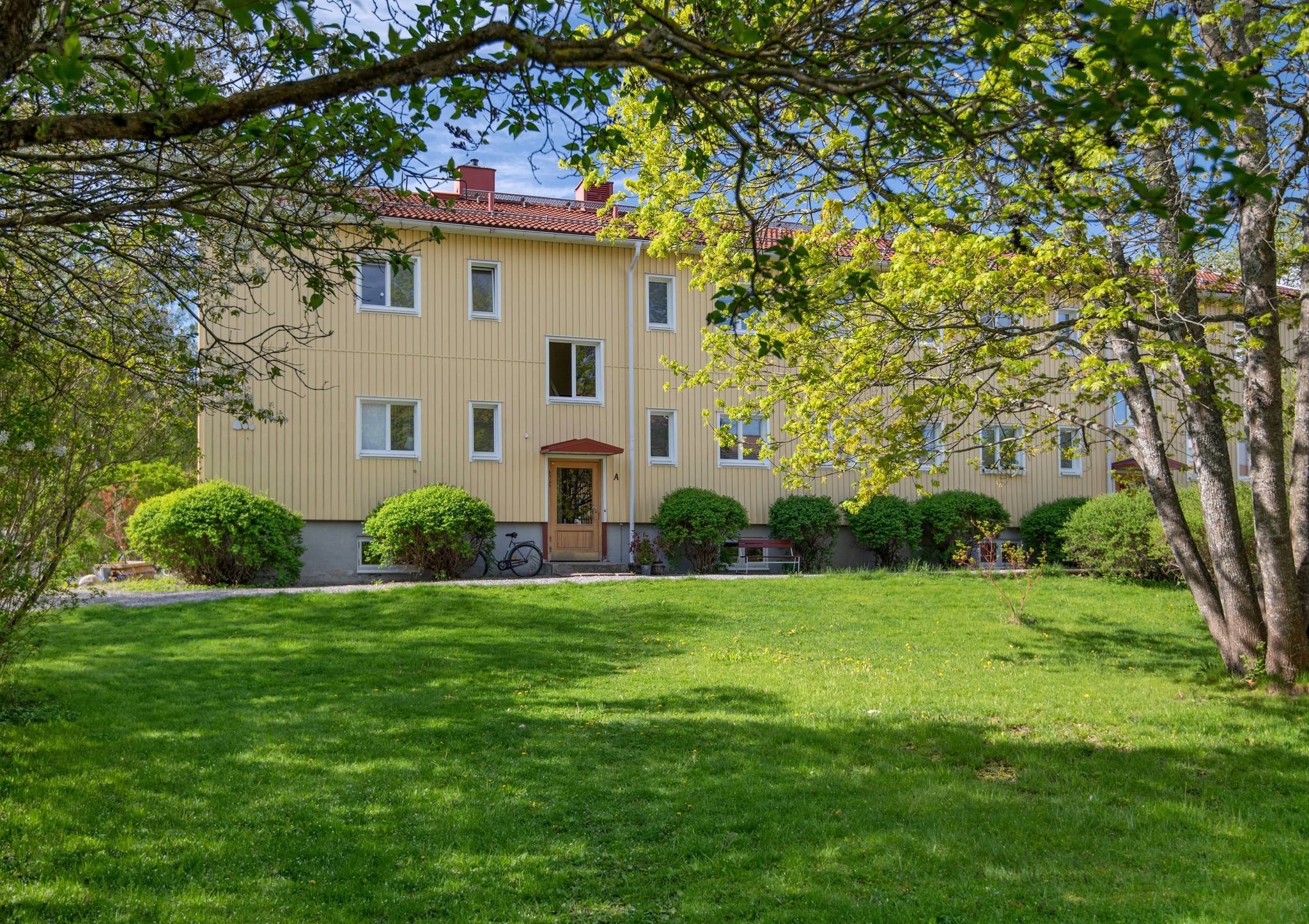 1 rum Lägenhet på Vallvägen 2A Centralt Upplands Väsby kommun - bild 2
