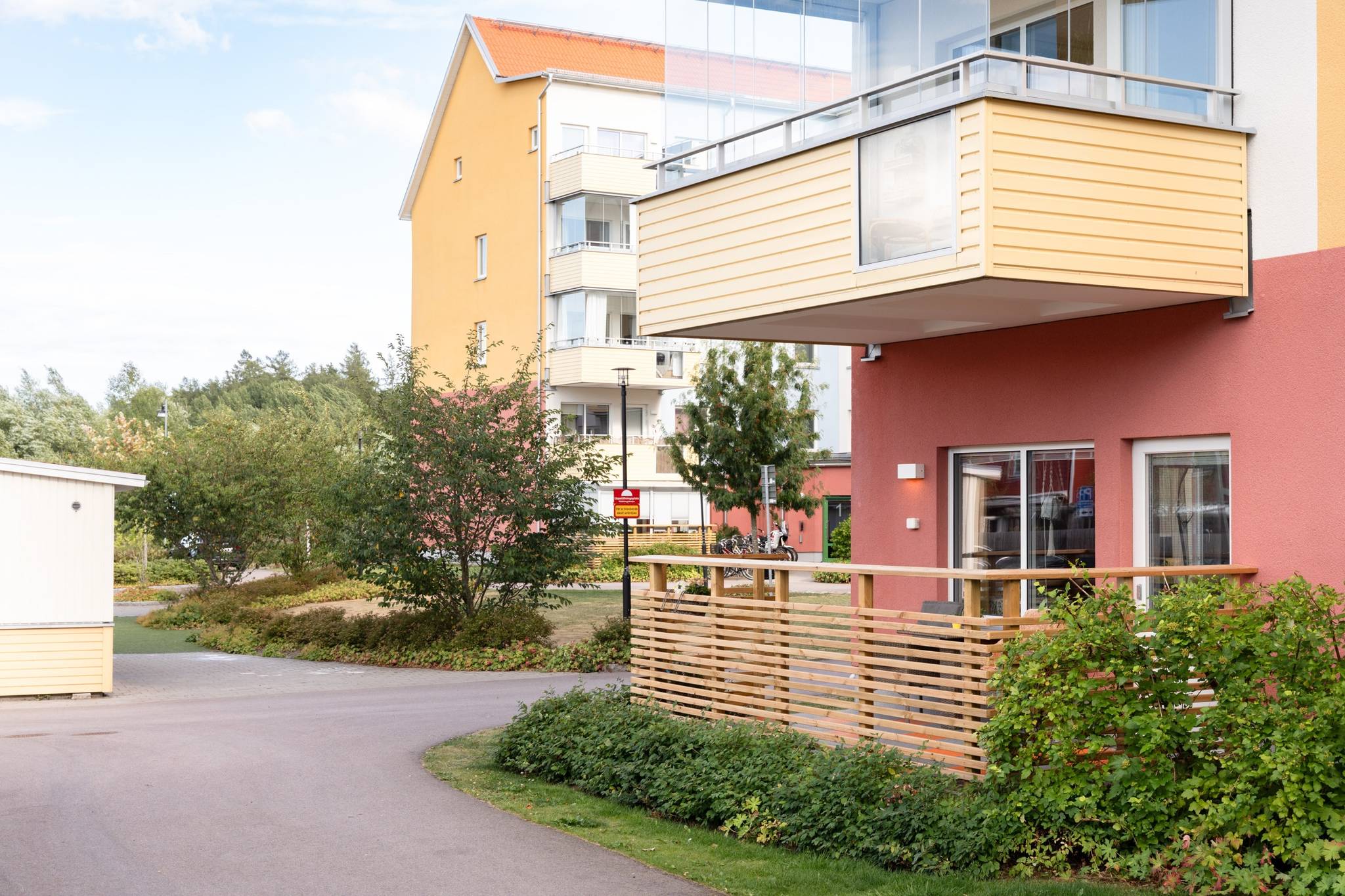 3 rum lägenhet på Vänortsgatan 7 Lillhamra, Västerås kommun - bild 2