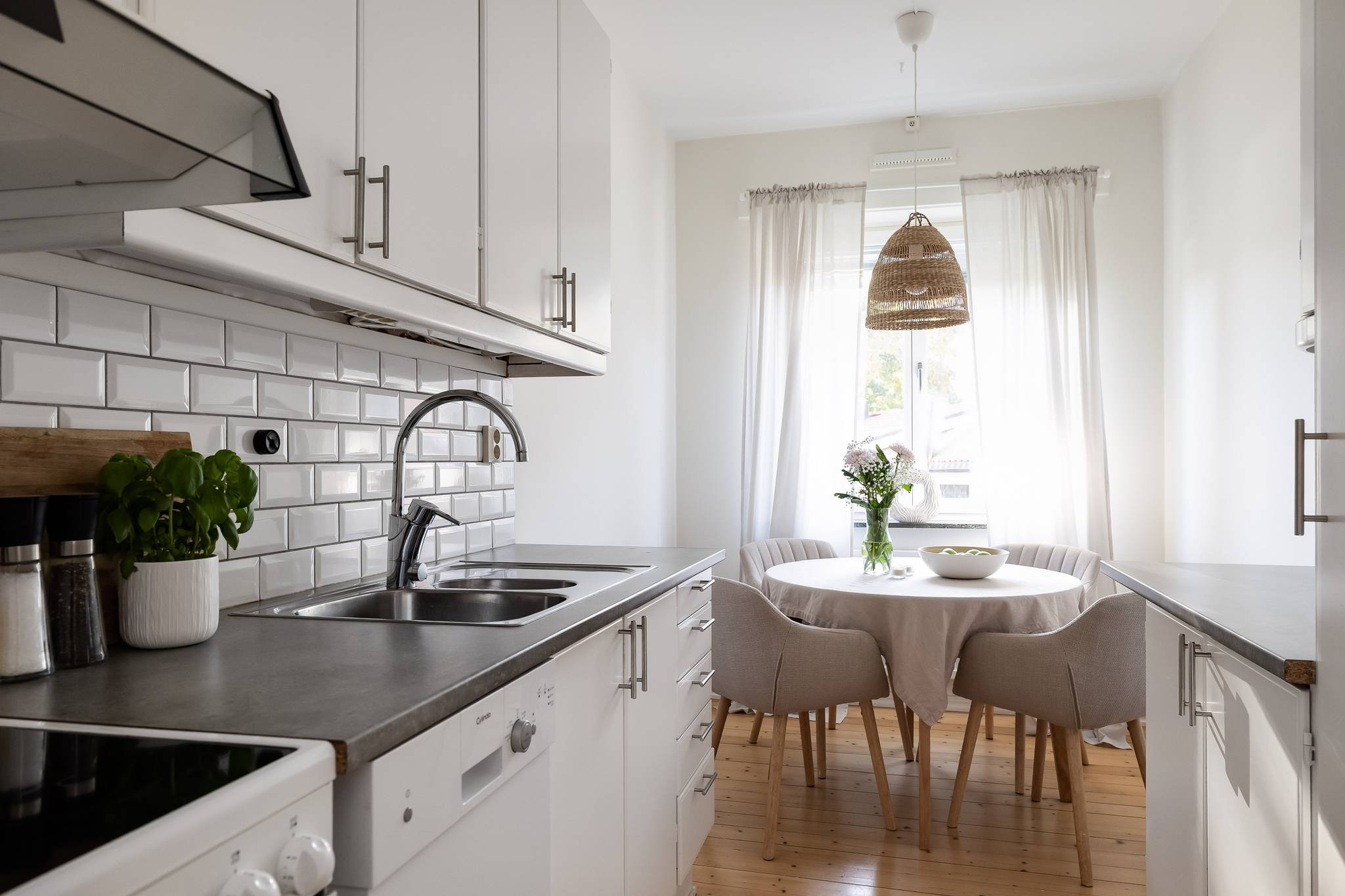 1 rum lägenhet på Engelbrektsgatan 62A Centralt Öster, Örebro kommun - bild 1