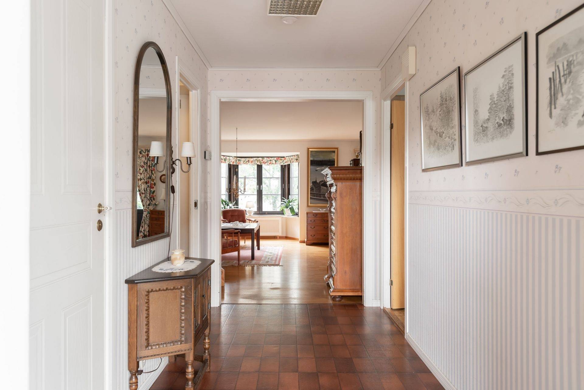 5 rum Radhus på Agnegatan 3B Blåsbo Västerås kommun - bild 5