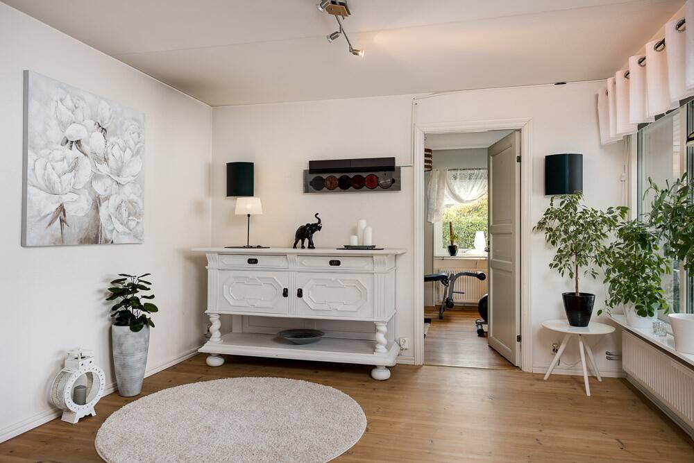 8 rum Villa på Åkerbärsvägen 21 Östra Odensala Östersunds kommun - bild 13