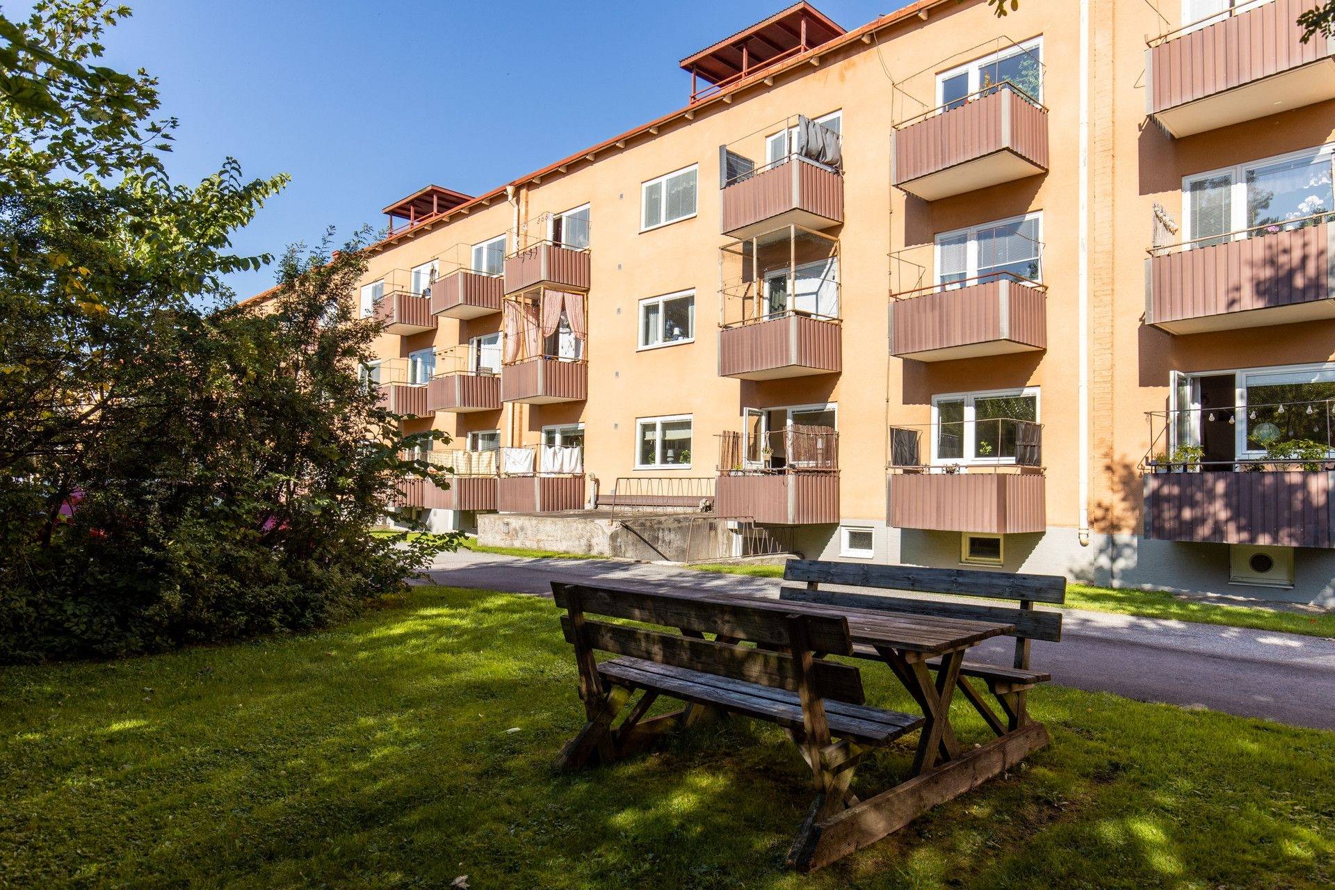 2 rum lägenhet på Lövstagatan 21C Väster, Örebro kommun - bild 1