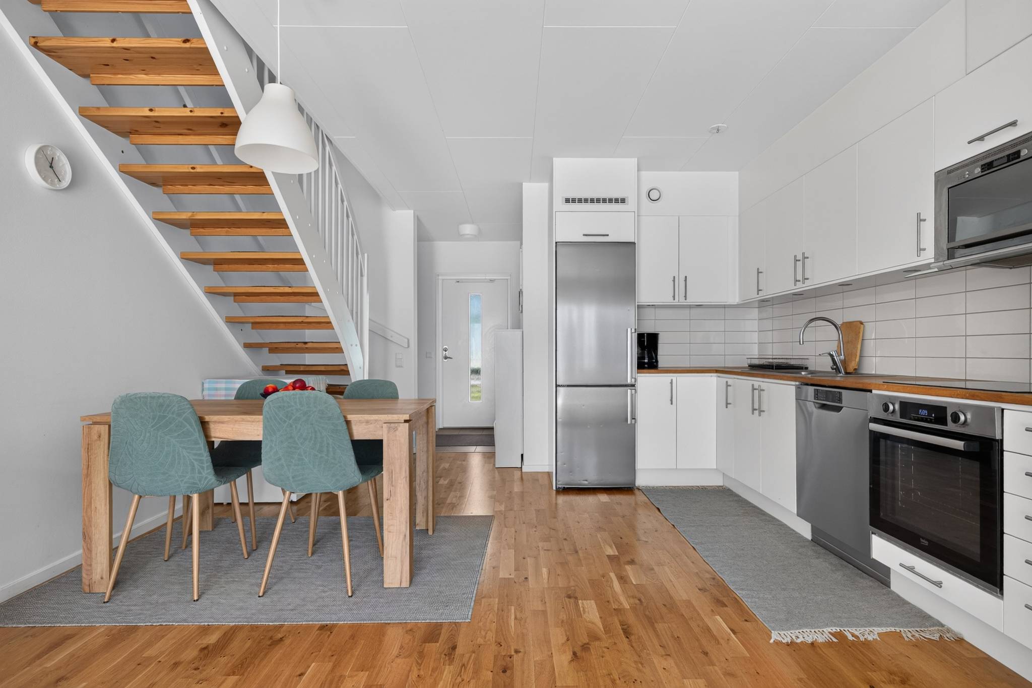 3 rum Radhus på Hjortstorpsvägen 58K Rynningeåsen Örebro kommun - bild 2