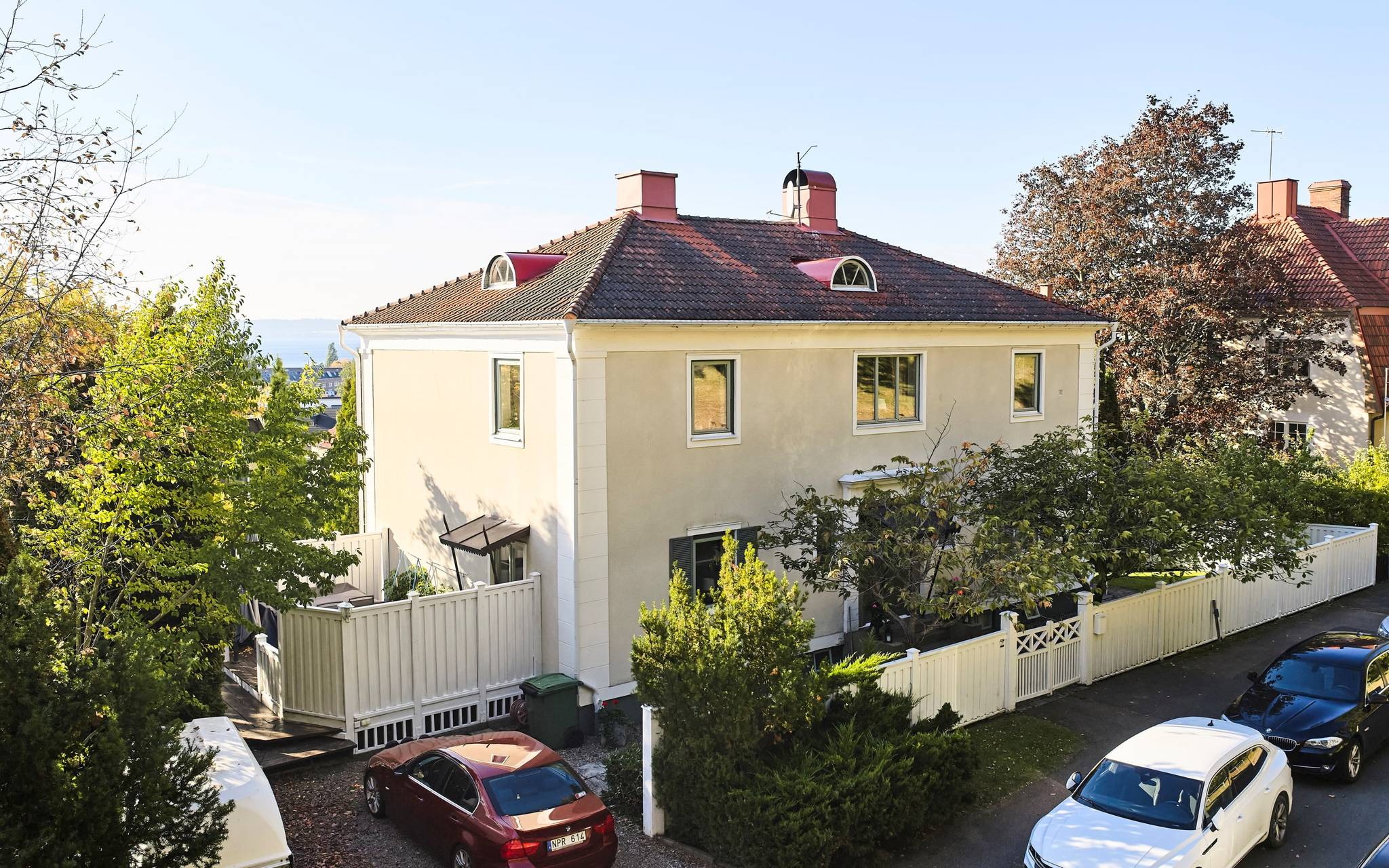 7 rum villa på Norra Parkgatan 5 Huskvarna, Jönköpings kommun - bild 1