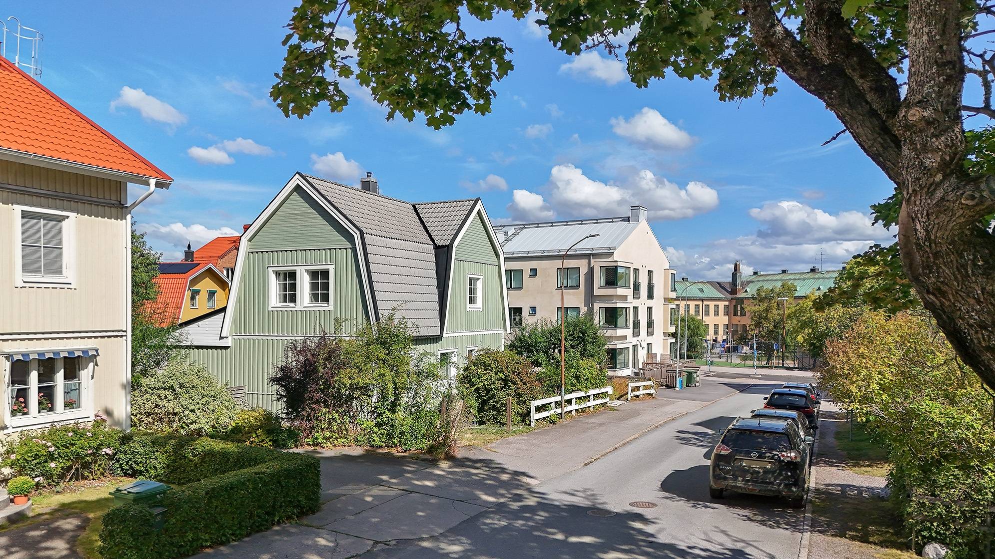 6 rum villa på Gullringsgatan 2B Storgärdet, Strängnäs kommun - bild 3