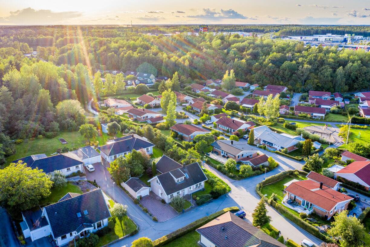 6 rum Villa på Hälleborgsvägen 29 Hälleborg Västerås kommun - bild 35